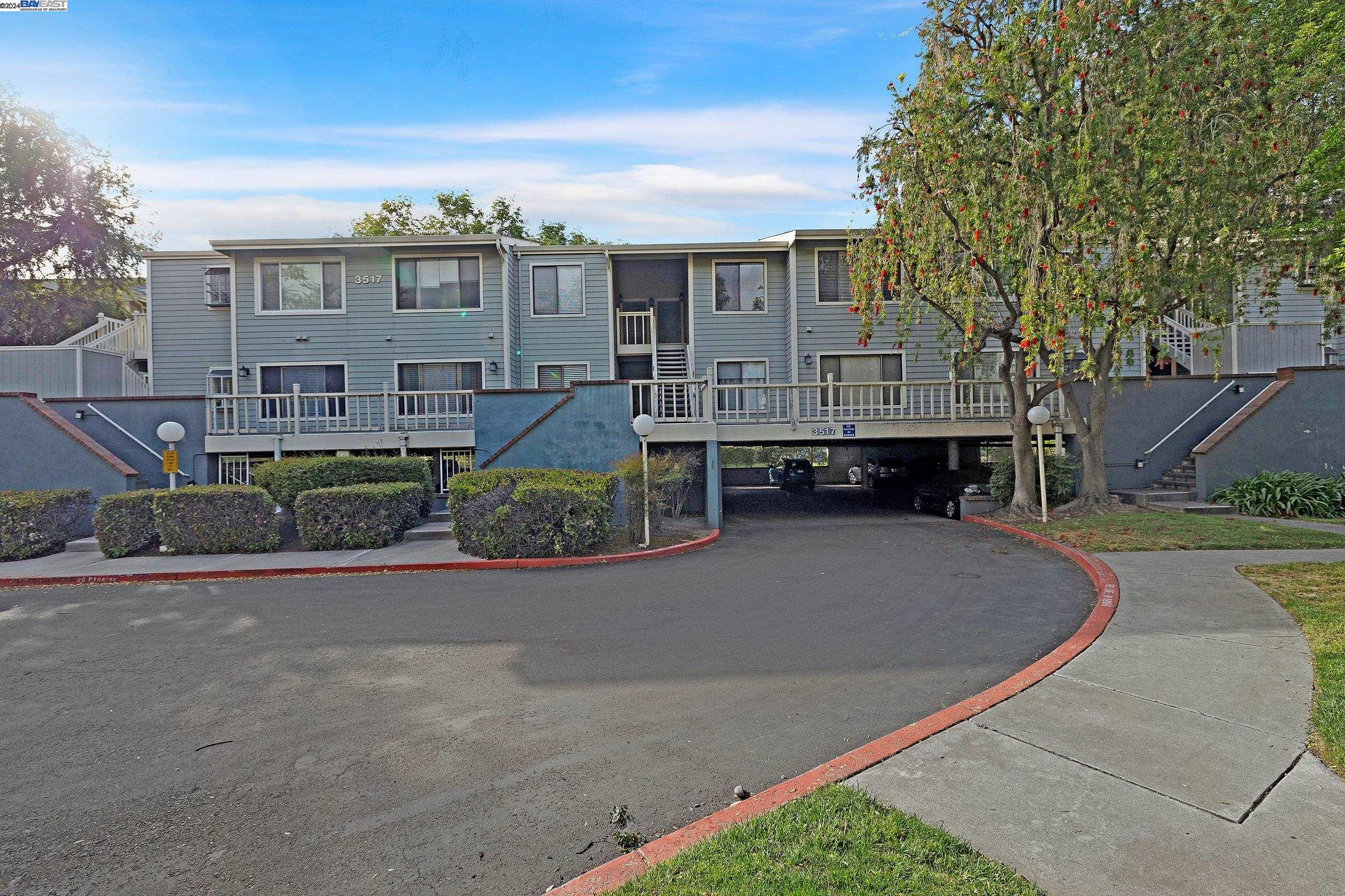 Detail Gallery Image 1 of 27 For 3517 Birchwood Ter #203,  Fremont,  CA 94536 - 2 Beds | 2 Baths