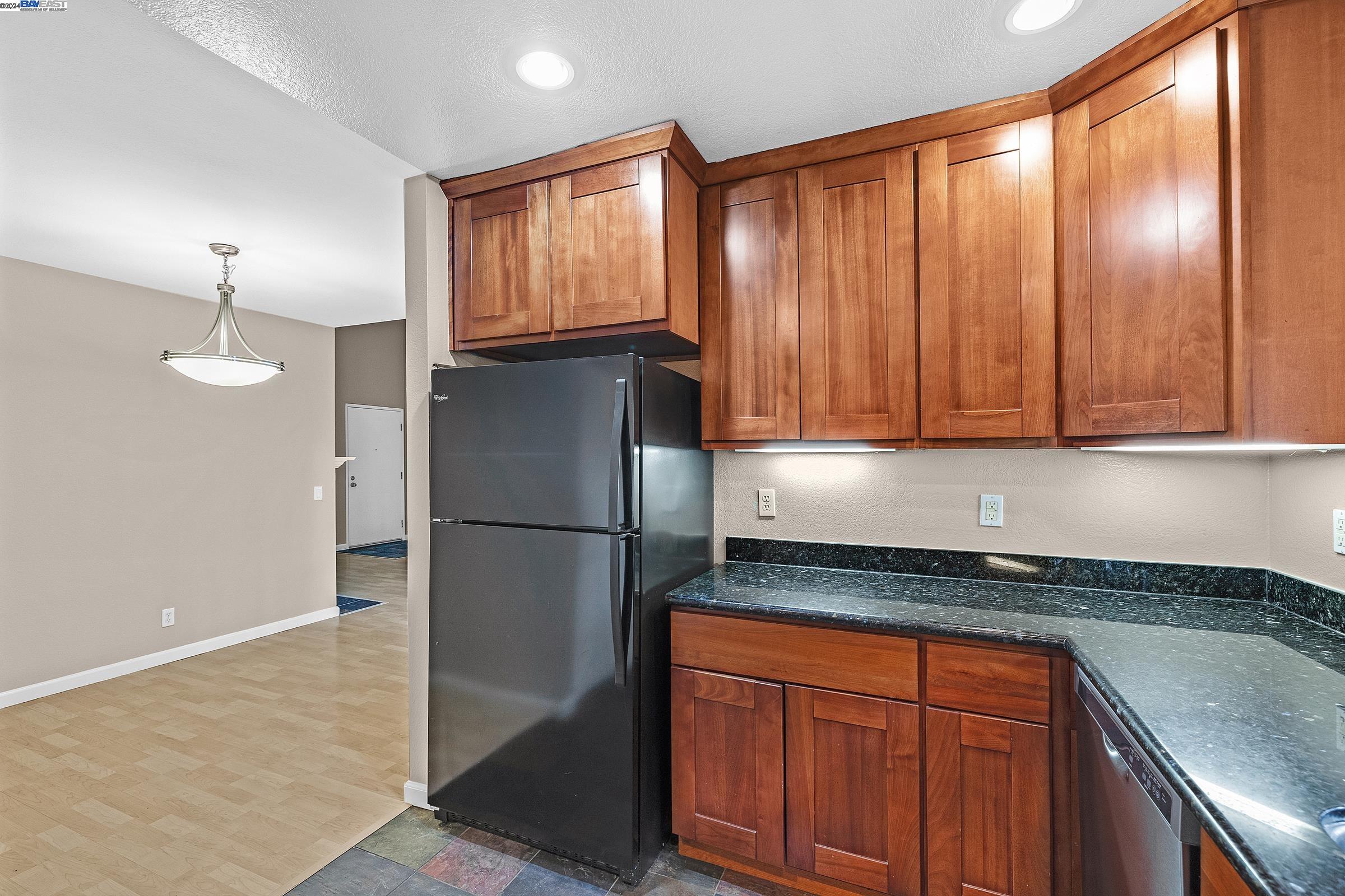 Detail Gallery Image 25 of 27 For 3517 Birchwood Ter #203,  Fremont,  CA 94536 - 2 Beds | 2 Baths