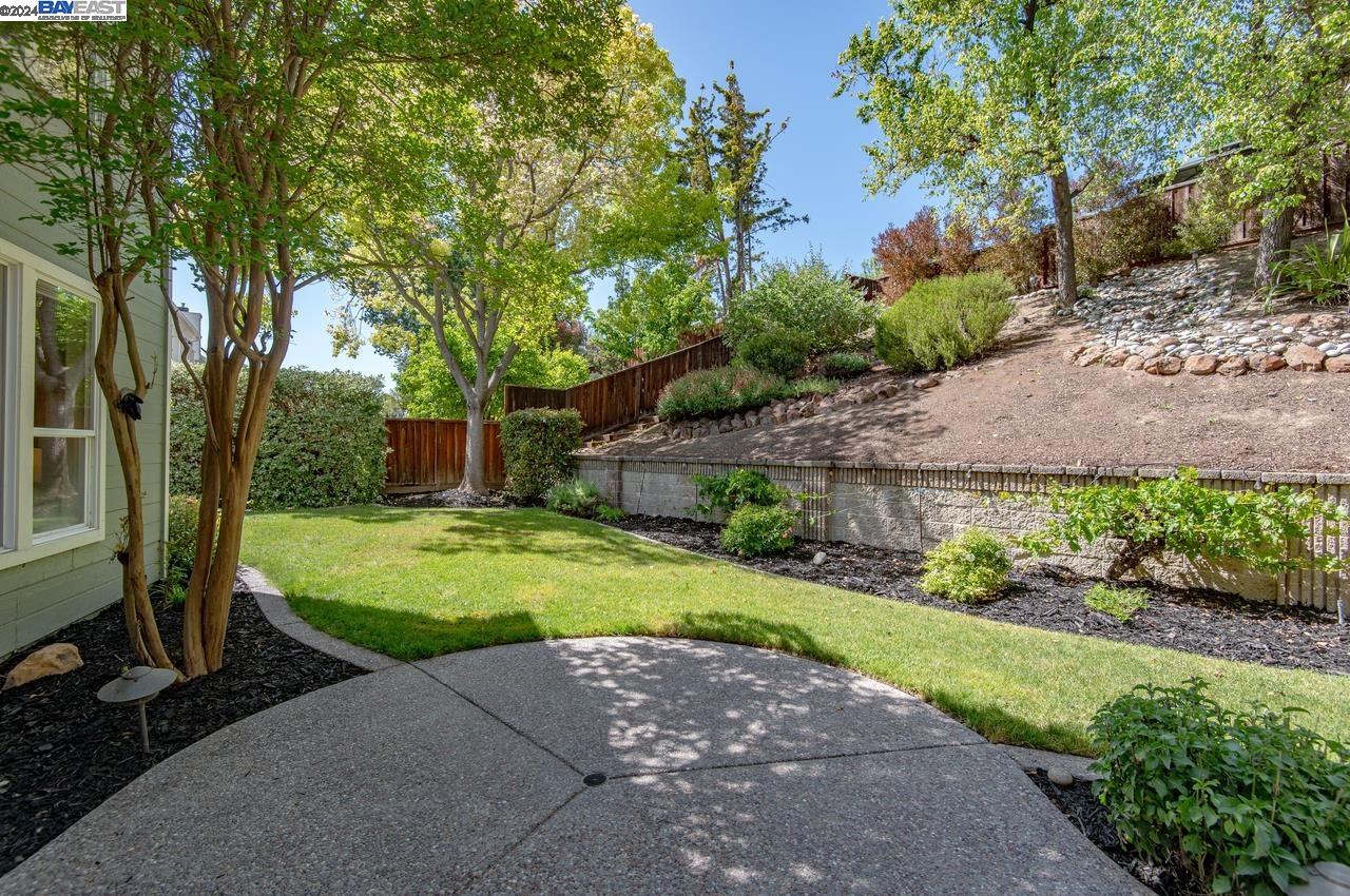 Detail Gallery Image 29 of 35 For 4064 Emerson Dr, Livermore,  CA 94551 - 4 Beds | 2/1 Baths