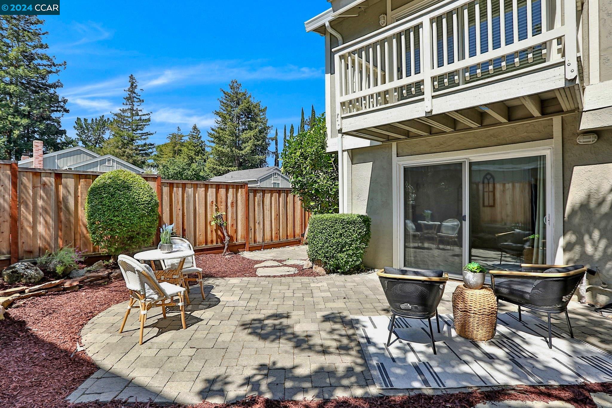 Detail Gallery Image 26 of 29 For 110 Summerwood Pl, Concord,  CA 94518 - 3 Beds | 2/1 Baths