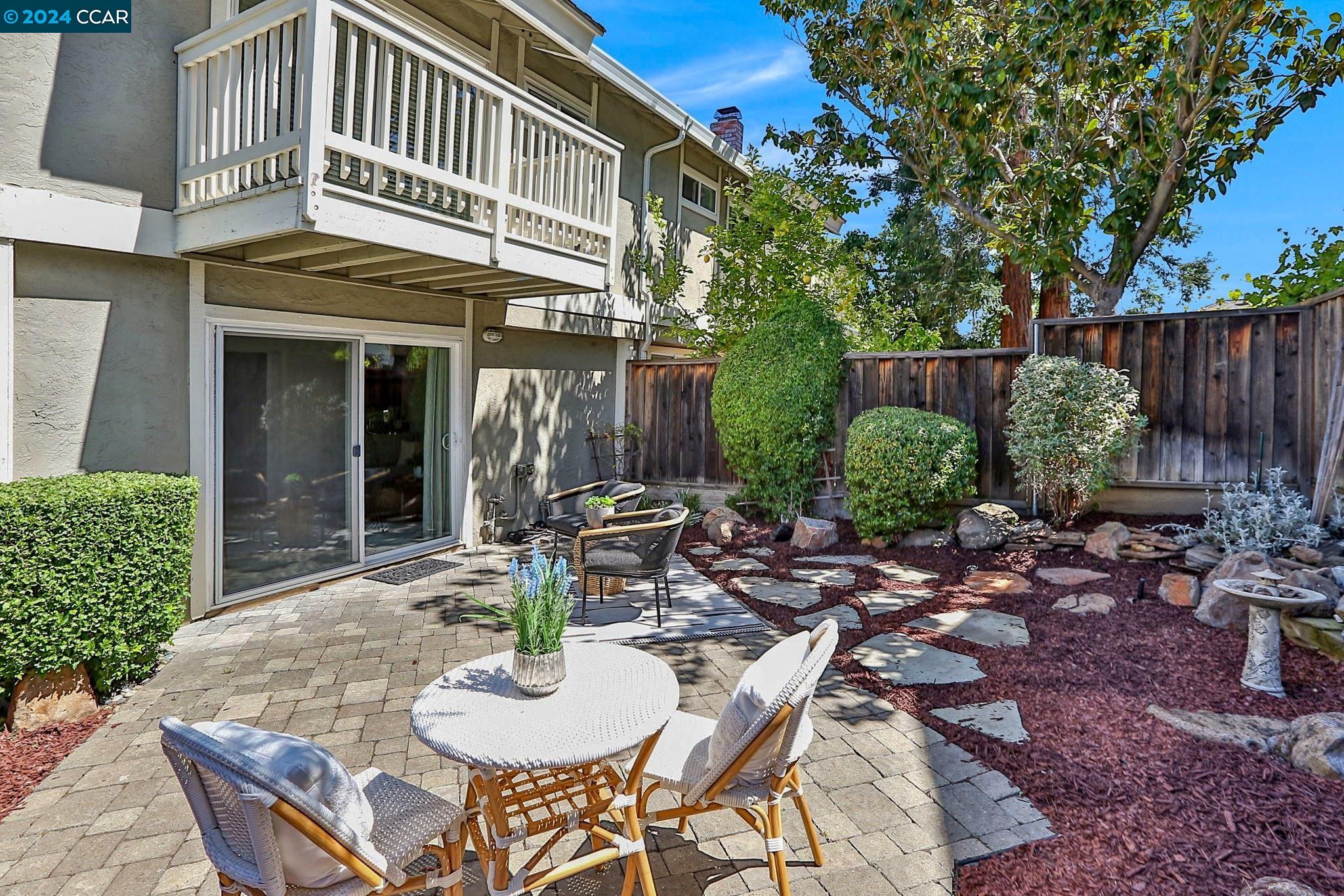 Detail Gallery Image 27 of 29 For 110 Summerwood Pl, Concord,  CA 94518 - 3 Beds | 2/1 Baths