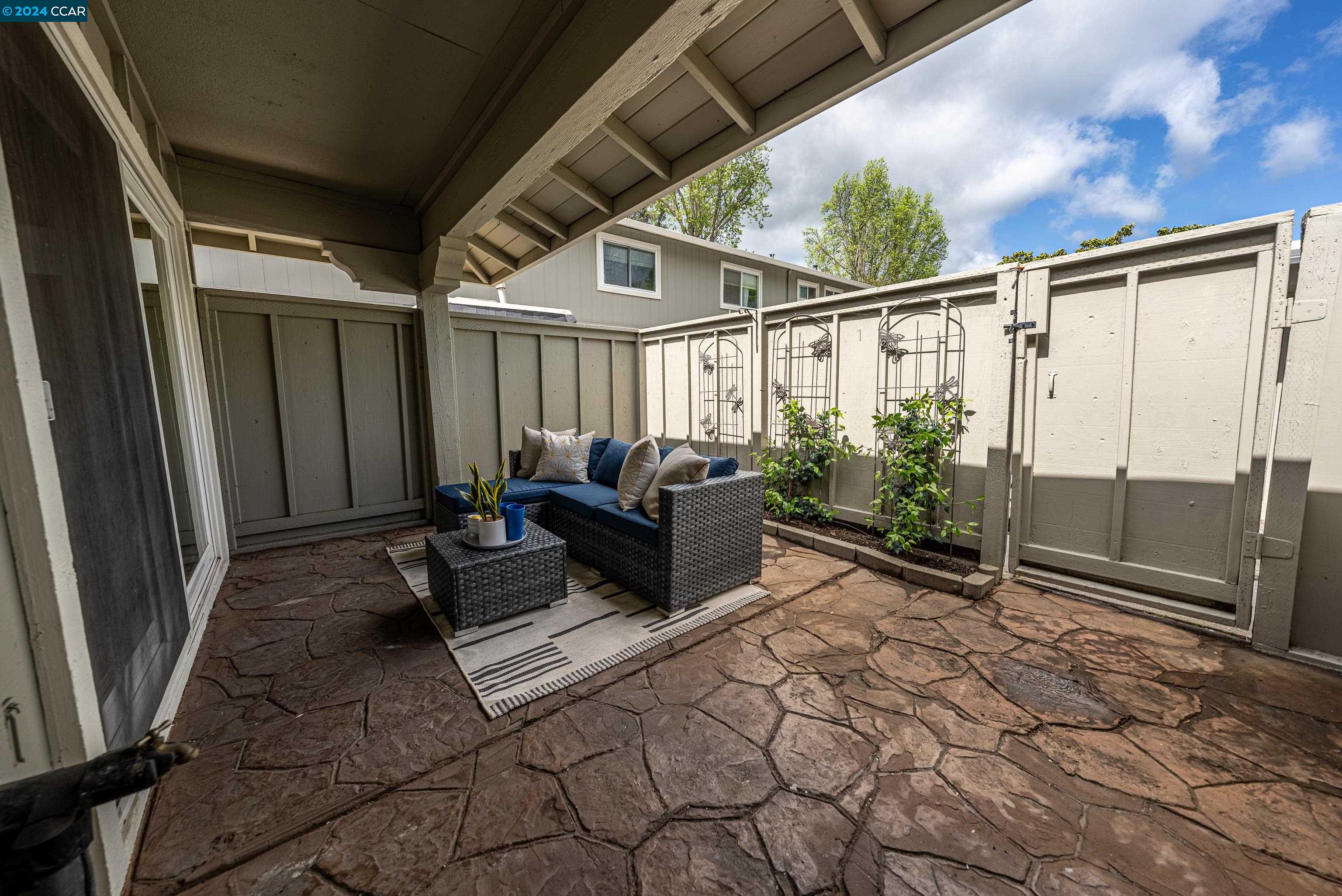 Detail Gallery Image 50 of 59 For 2828 Bollinger Canyon Rd, San Ramon,  CA 94583 - 3 Beds | 2 Baths