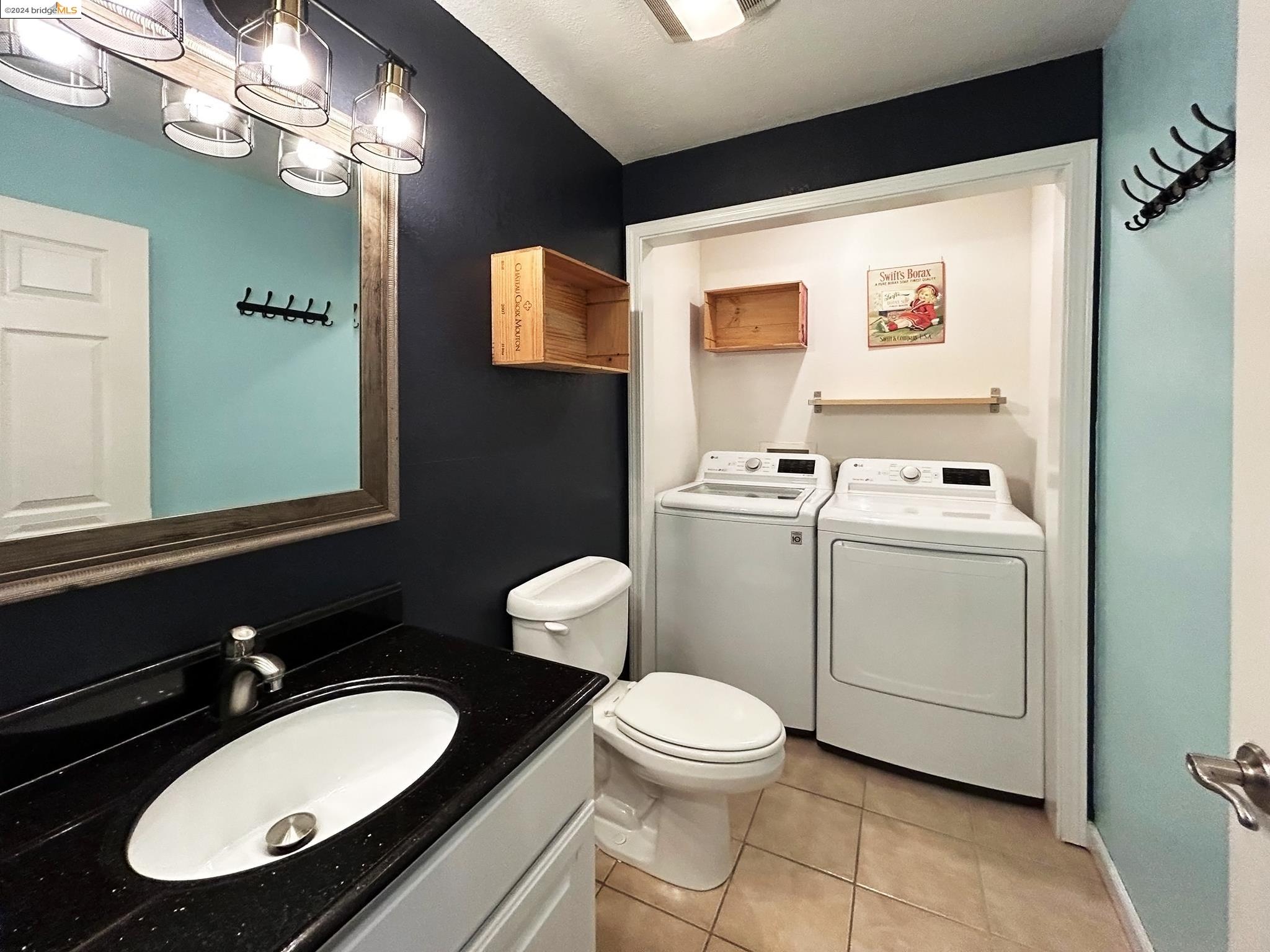 Detail Gallery Image 12 of 34 For 1712 Greer Ave, Concord,  CA 94521 - 3 Beds | 1/1 Baths