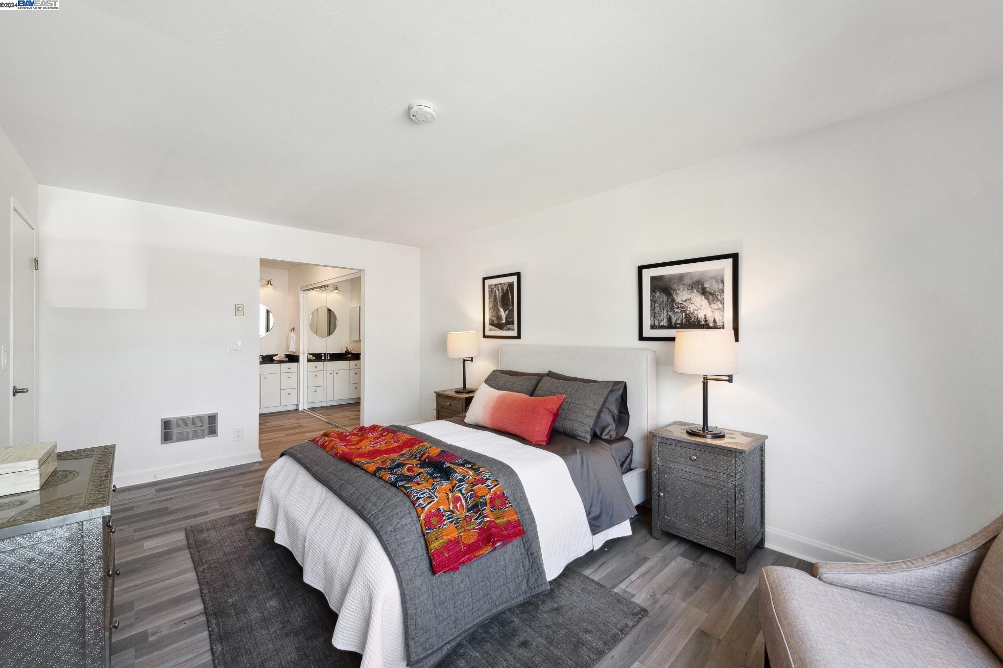 Detail Gallery Image 28 of 42 For 1810 Central Ave #205,  Alameda,  CA 94501 - 2 Beds | 2 Baths