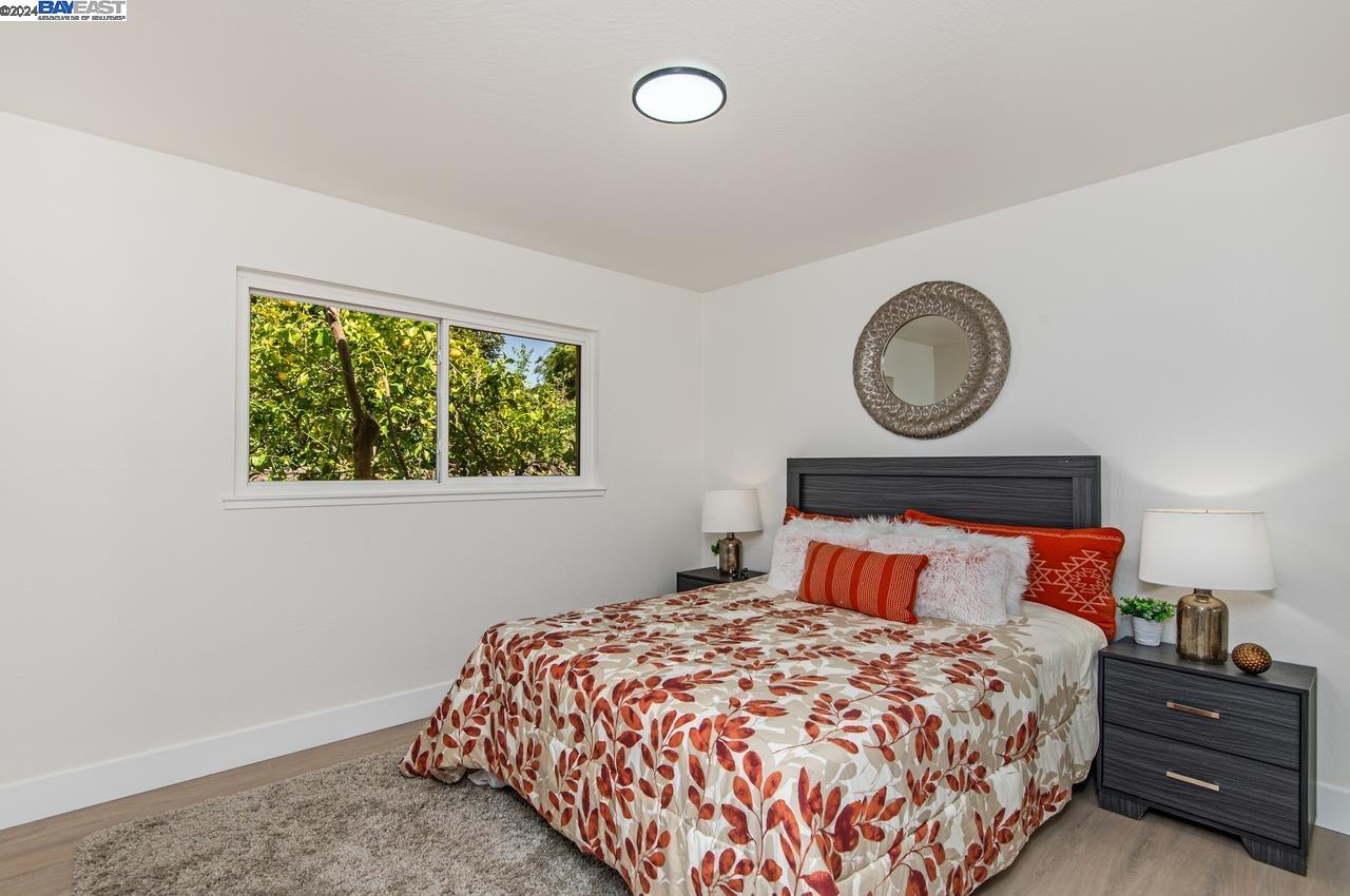 Detail Gallery Image 14 of 43 For 22242 Morales Ct, Castro Valley,  CA 94546 - 3 Beds | 2 Baths