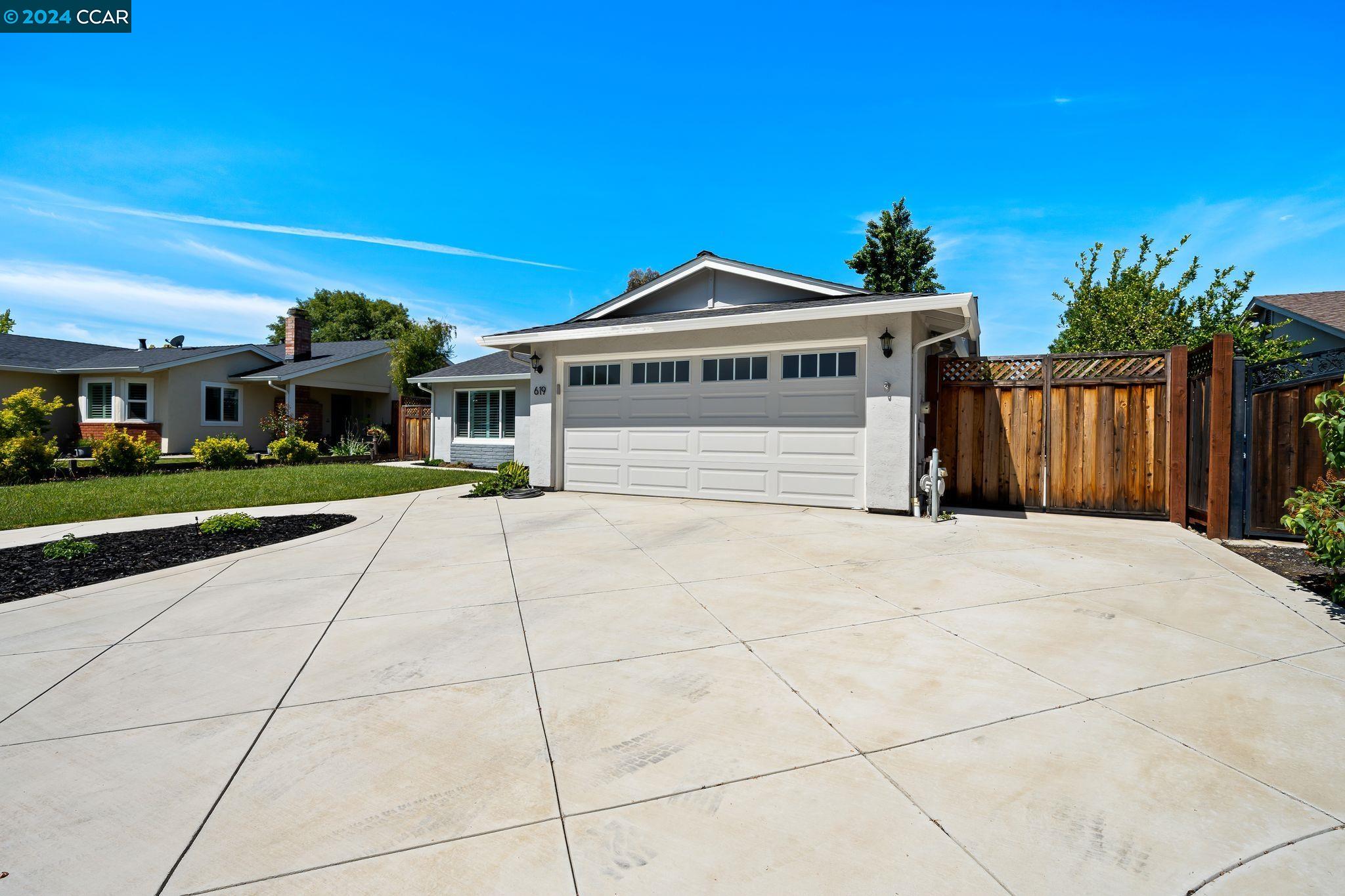 Detail Gallery Image 3 of 55 For 619 Carla St, Livermore,  CA 94550 - 4 Beds | 2 Baths