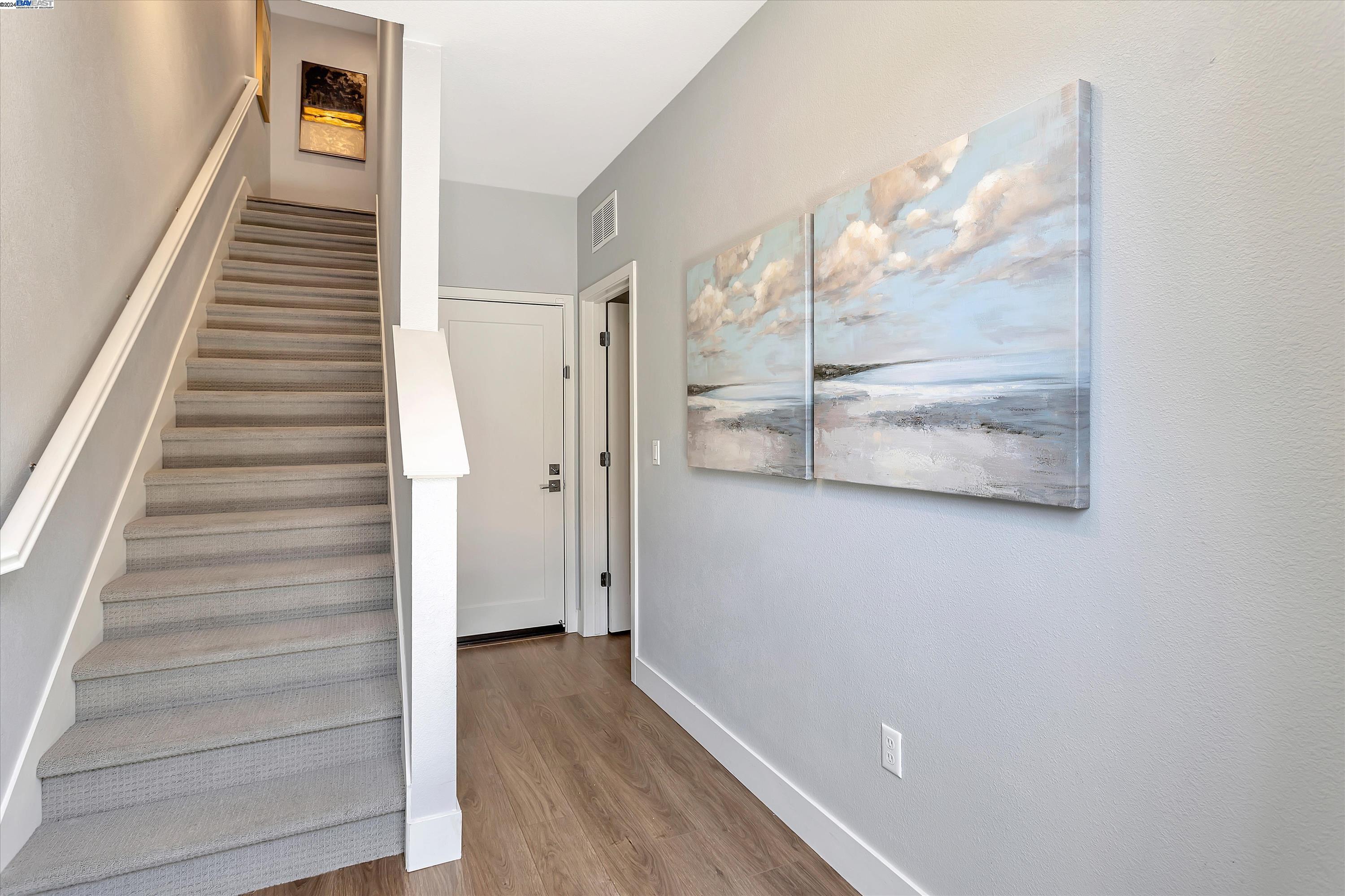 Photo #2: 41058089 Listing 