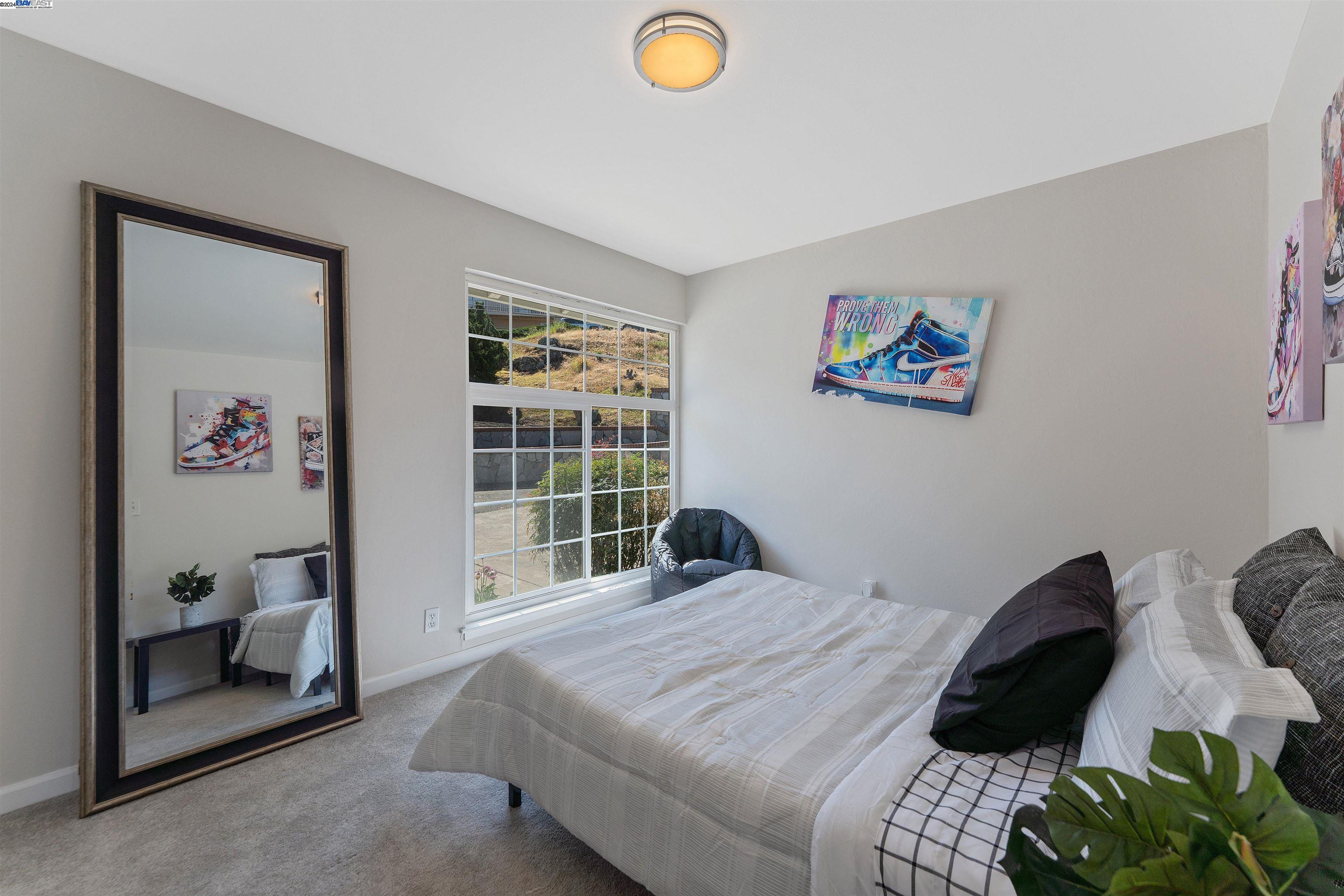 Detail Gallery Image 26 of 35 For 11165 Lochard St, Oakland,  CA 94605 - 4 Beds | 2 Baths
