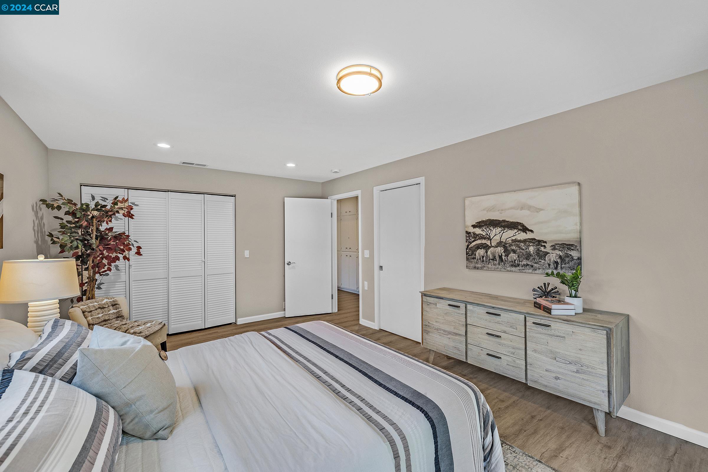Detail Gallery Image 17 of 33 For 10660 Johansen Dr, Cupertino,  CA 95014 - 4 Beds | 2 Baths