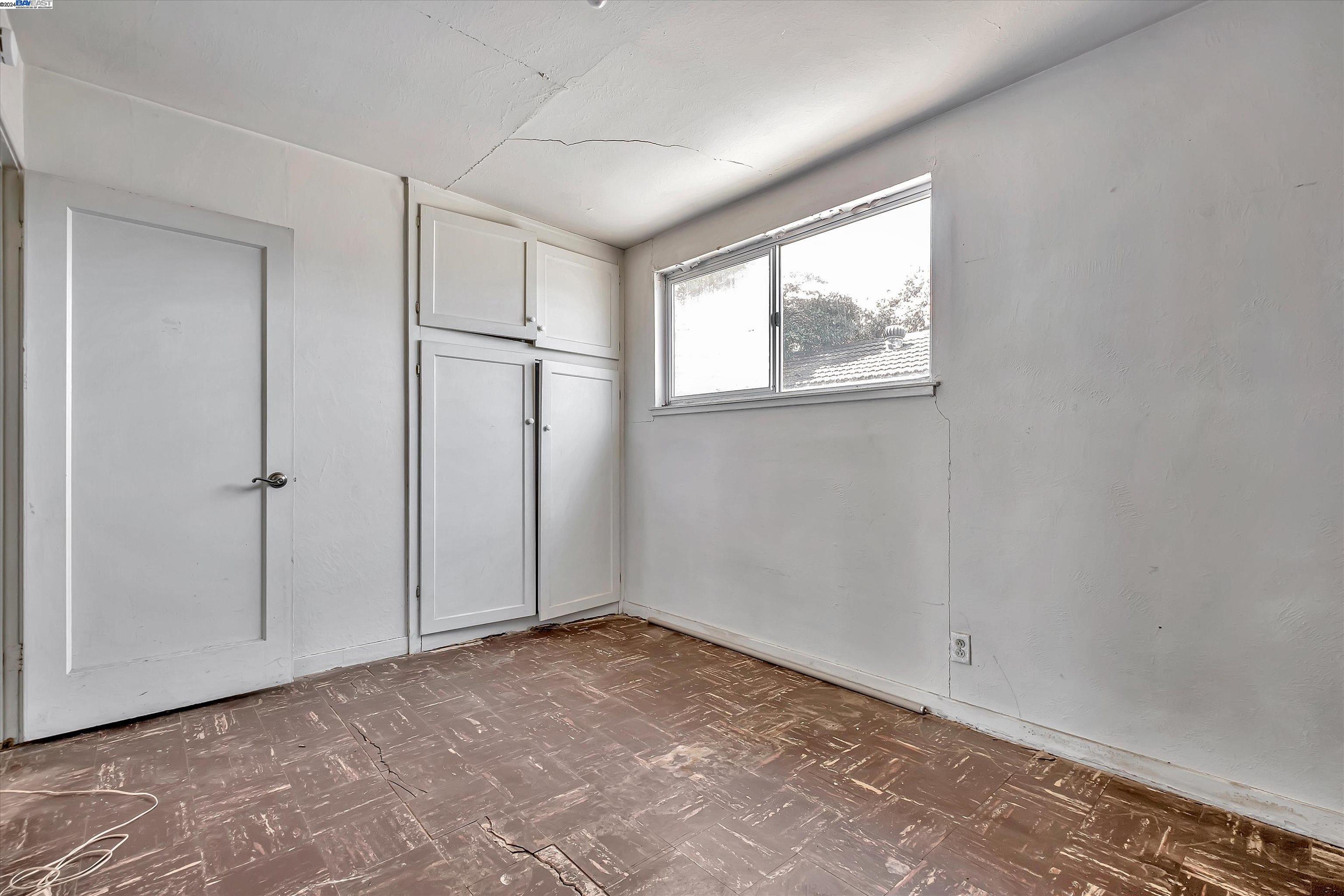Detail Gallery Image 16 of 27 For 14677 Hanover St, San Leandro,  CA 94579 - 3 Beds | 1 Baths