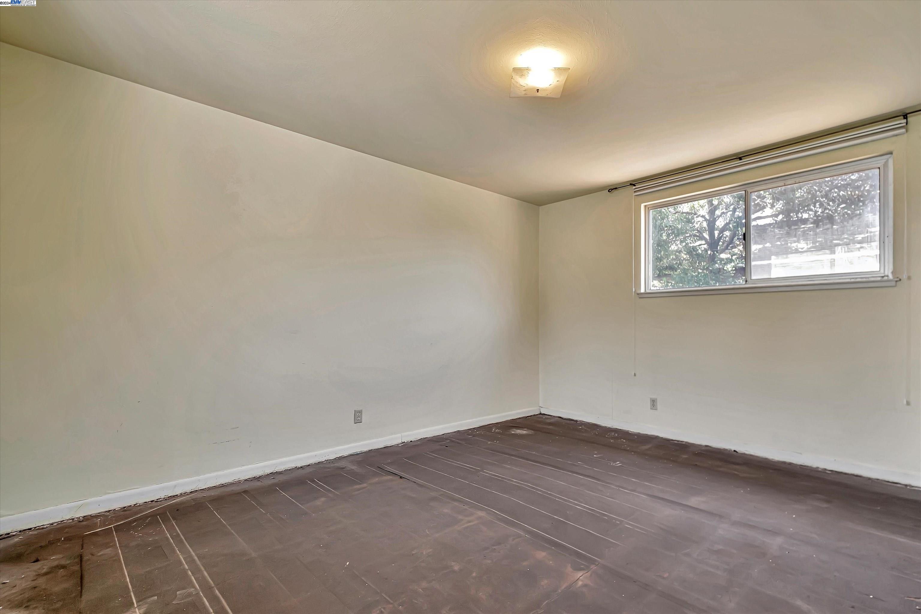 Detail Gallery Image 22 of 27 For 14677 Hanover St, San Leandro,  CA 94579 - 3 Beds | 1 Baths