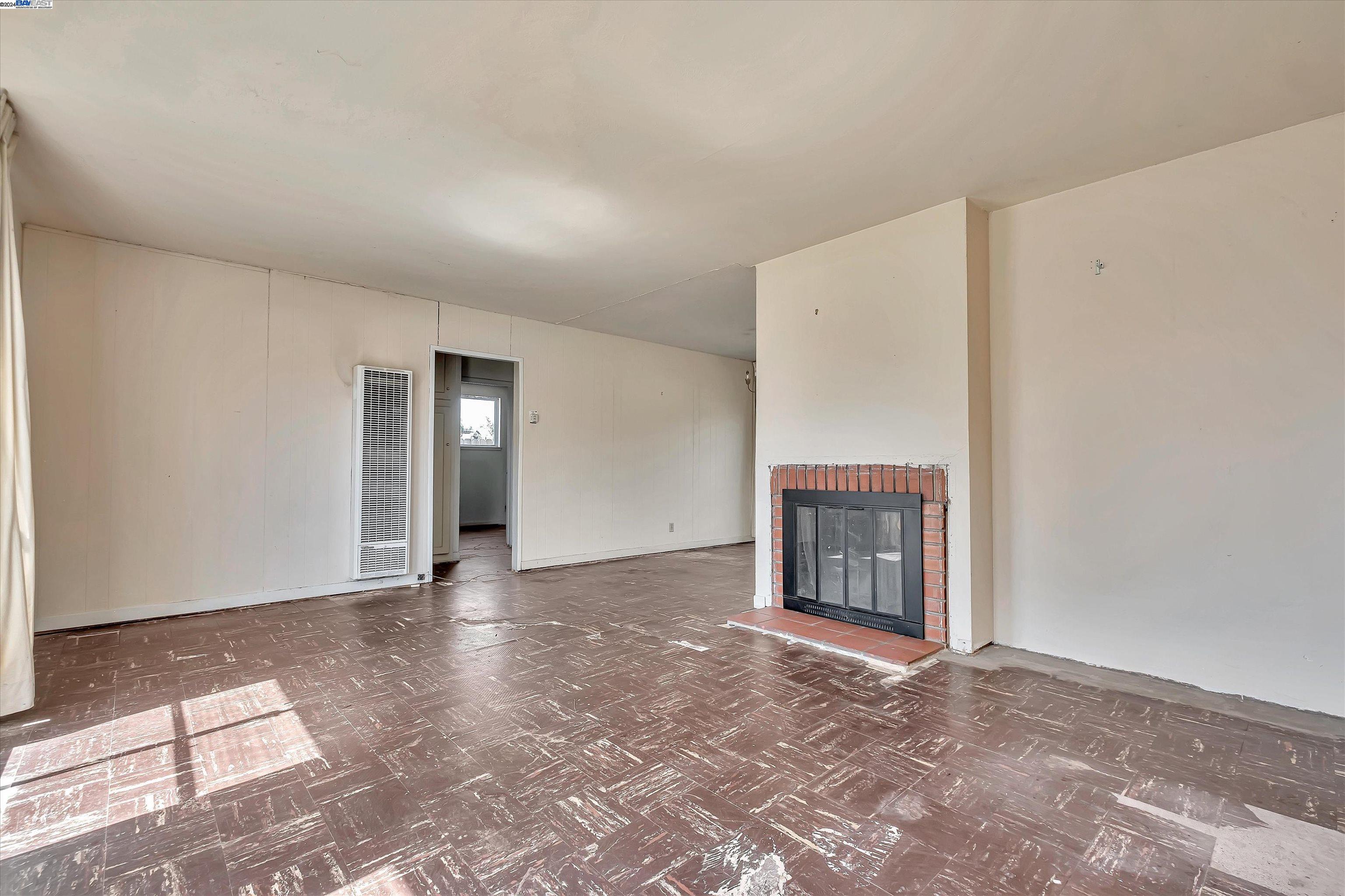 Detail Gallery Image 10 of 27 For 14677 Hanover St, San Leandro,  CA 94579 - 3 Beds | 1 Baths