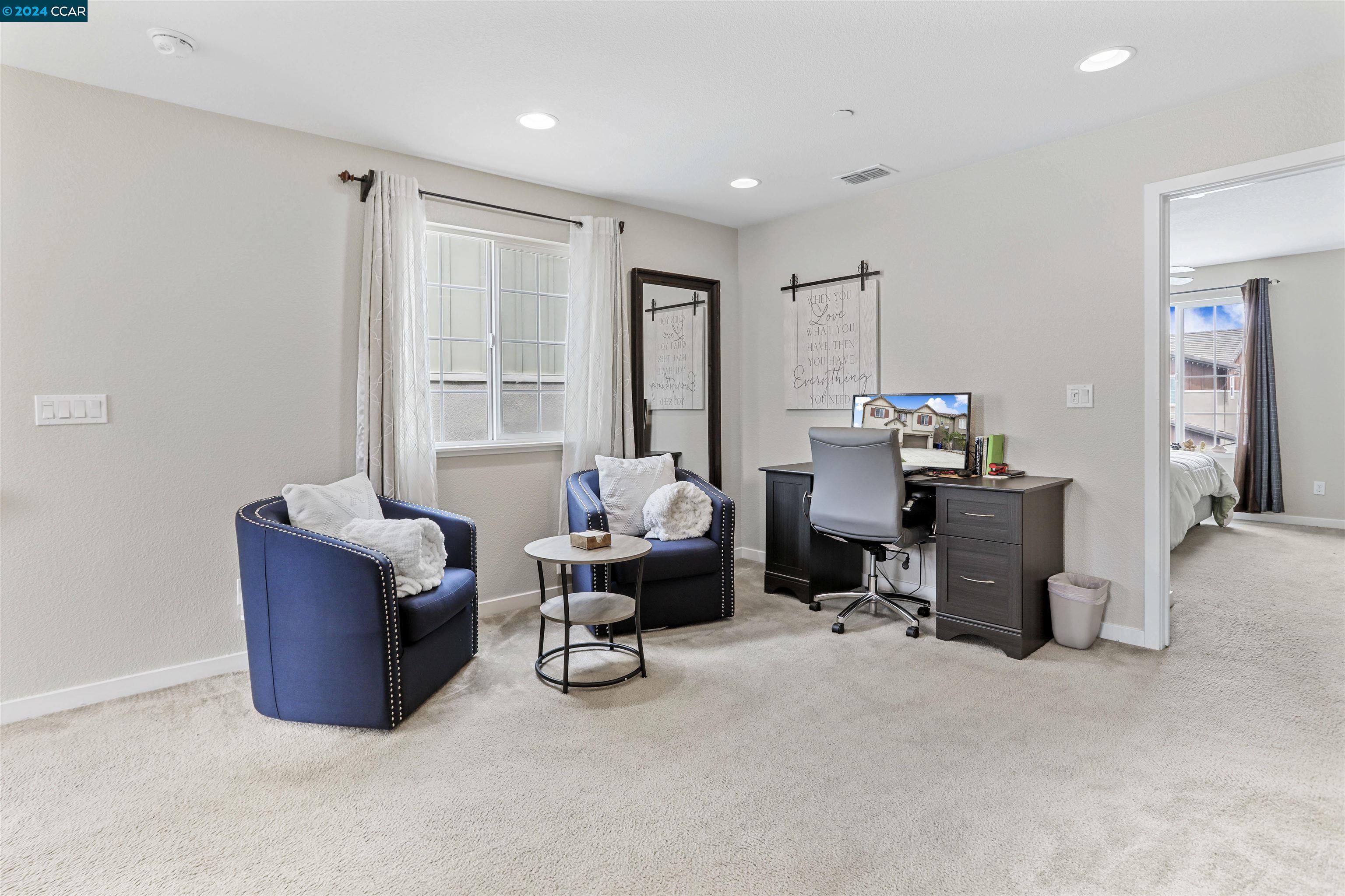 Detail Gallery Image 17 of 38 For 237 Amberwind Cir, Oakley,  CA 94561 - 4 Beds | 3/1 Baths