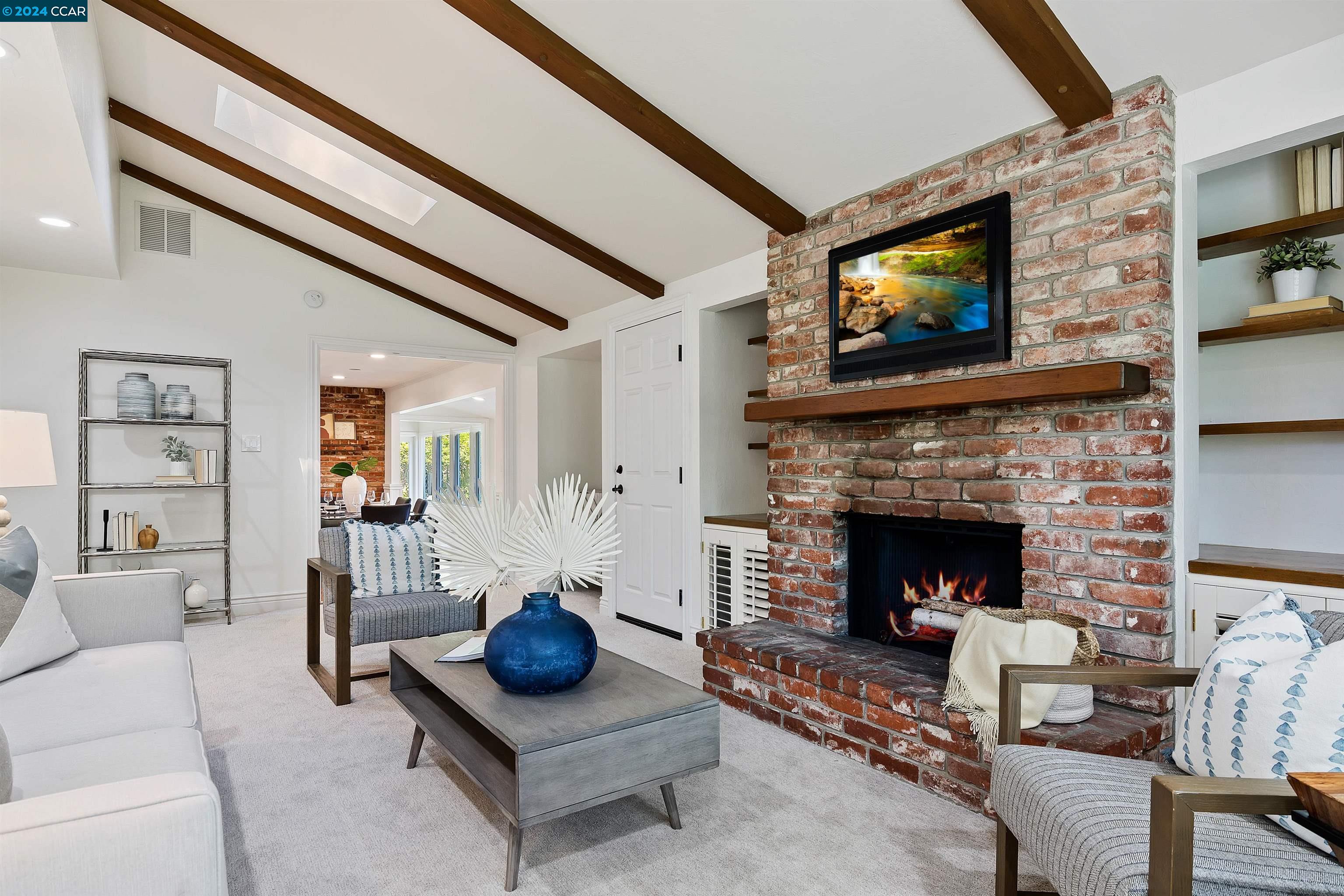 Detail Gallery Image 12 of 50 For 4 Shelly Pl, Danville,  CA 94526 - 4 Beds | 2/1 Baths