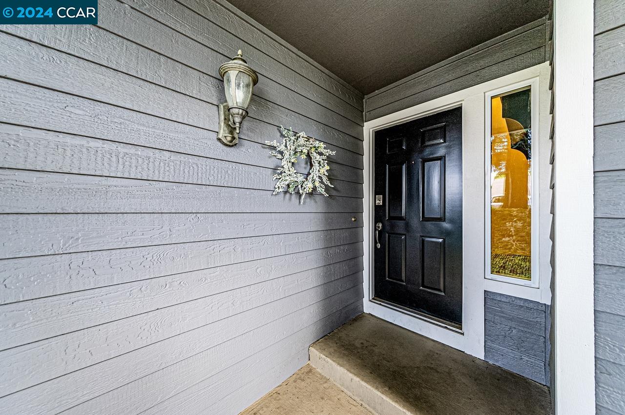 Detail Gallery Image 4 of 47 For 1888 N Forest Hill Pl, Danville,  CA 94526 - 3 Beds | 2/1 Baths