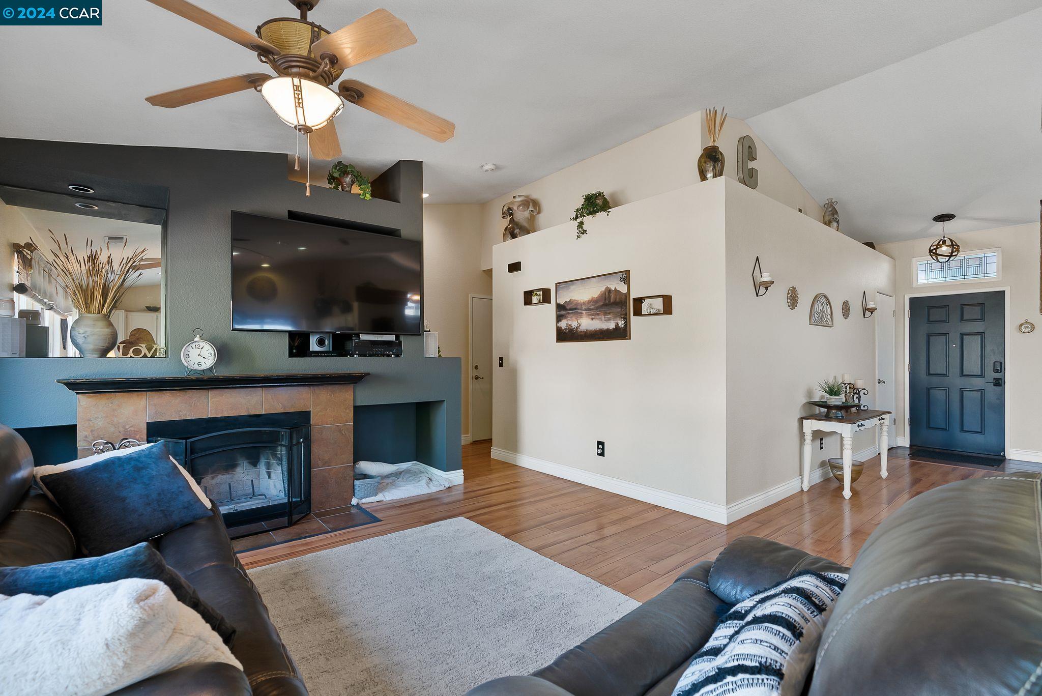Detail Gallery Image 12 of 51 For 3018 Carey Ln, Brentwood,  CA 94513 - 3 Beds | 2 Baths