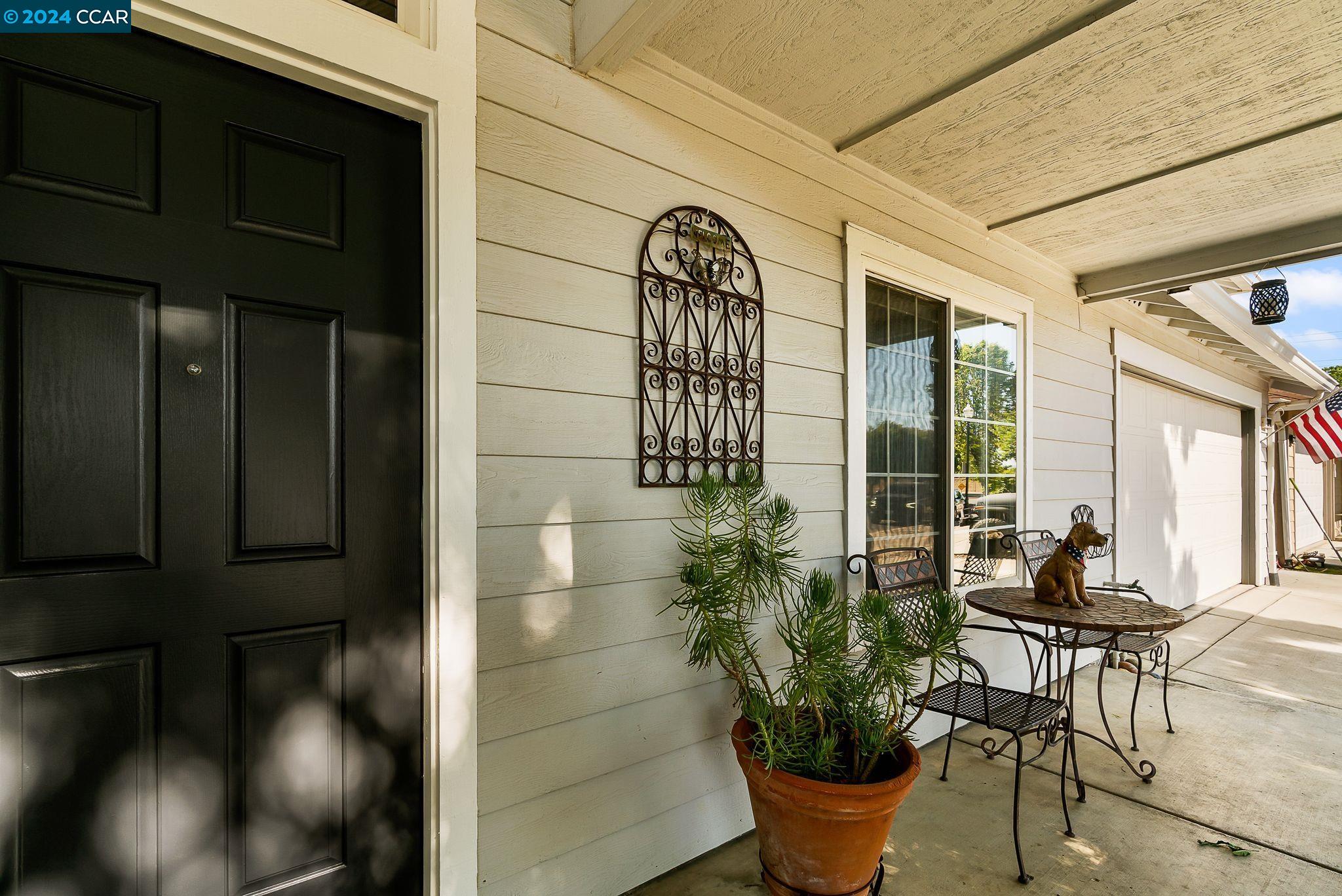 Detail Gallery Image 3 of 51 For 3018 Carey Ln, Brentwood,  CA 94513 - 3 Beds | 2 Baths