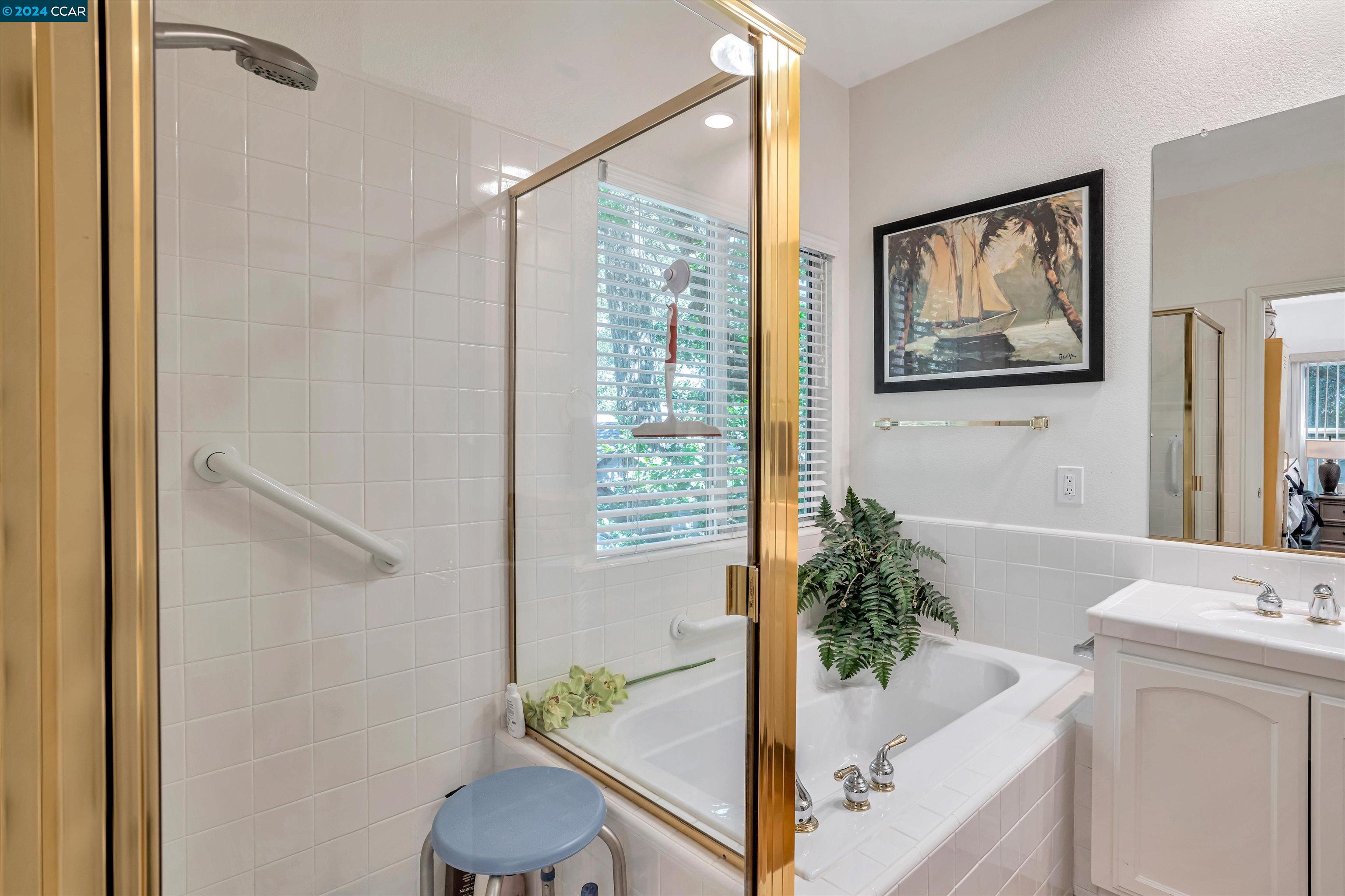 Detail Gallery Image 29 of 35 For 477 Falling Star Ct, Santa Rosa,  CA 95409 - 3 Beds | 2 Baths