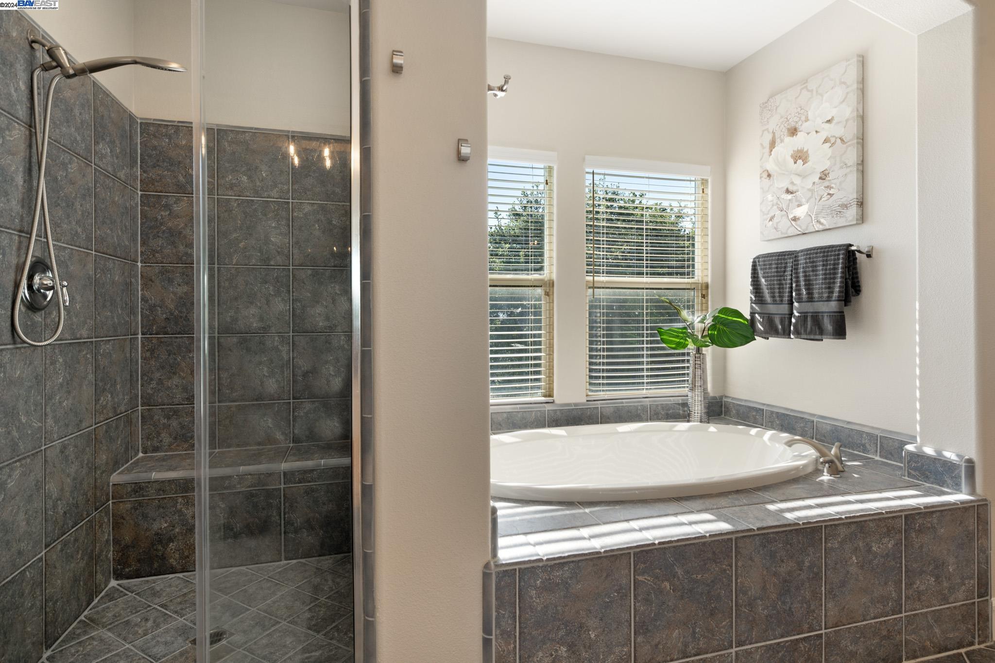 Detail Gallery Image 38 of 60 For 1801 Vetta Dr, Livermore,  CA 94550 - 4 Beds | 2/1 Baths