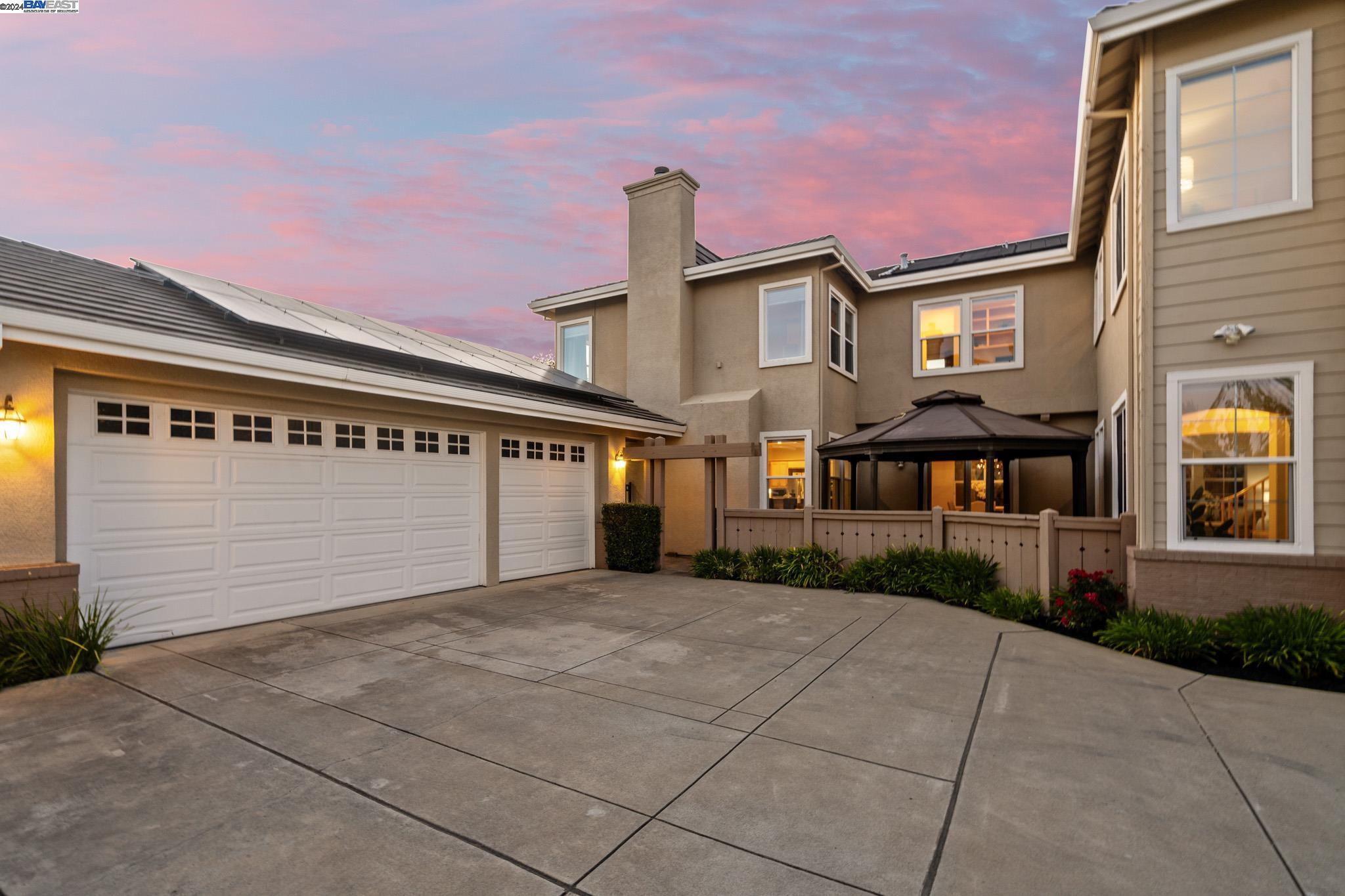 Detail Gallery Image 5 of 60 For 1801 Vetta Dr, Livermore,  CA 94550 - 4 Beds | 2/1 Baths