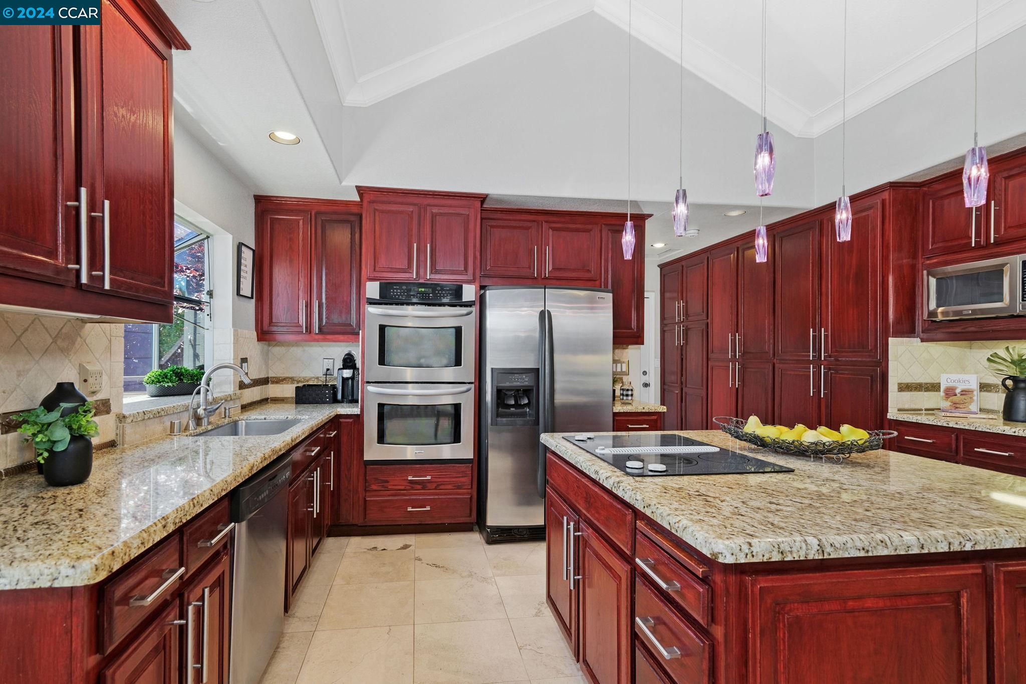 Detail Gallery Image 18 of 43 For 1074 Kipling Court, Concord,  CA 94518 - 4 Beds | 2/1 Baths