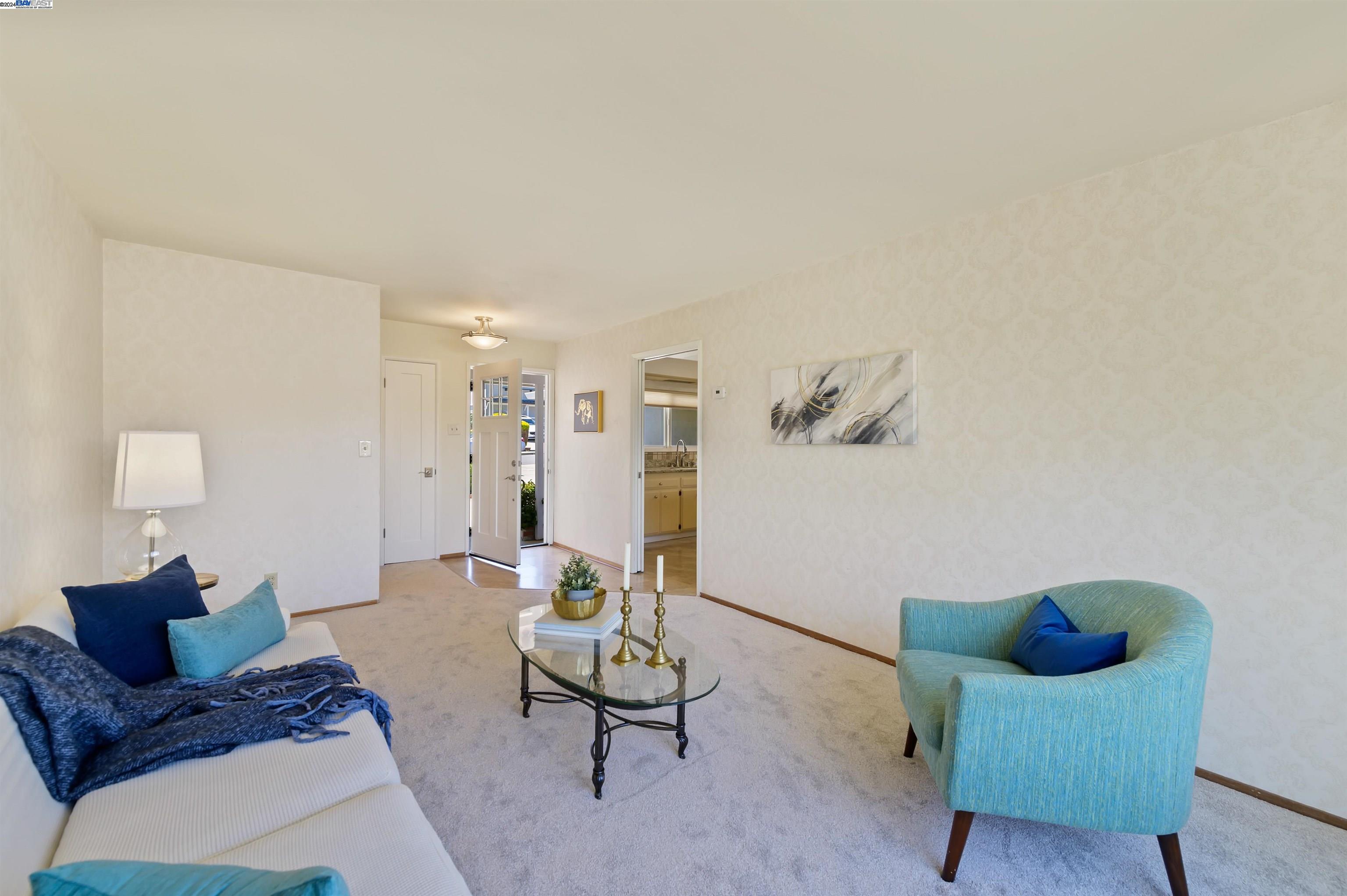 Detail Gallery Image 11 of 26 For 18388 Jill Way, Castro Valley,  CA 94546 - 4 Beds | 2/1 Baths