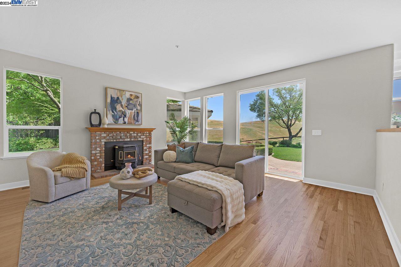 Detail Gallery Image 17 of 60 For 3561 Crespi Court, Pleasanton,  CA 94566 - 5 Beds | 4/1 Baths