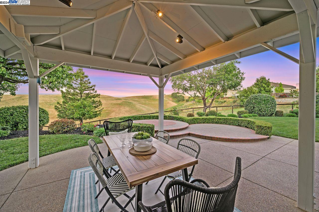 Detail Gallery Image 55 of 60 For 3561 Crespi Court, Pleasanton,  CA 94566 - 5 Beds | 4/1 Baths