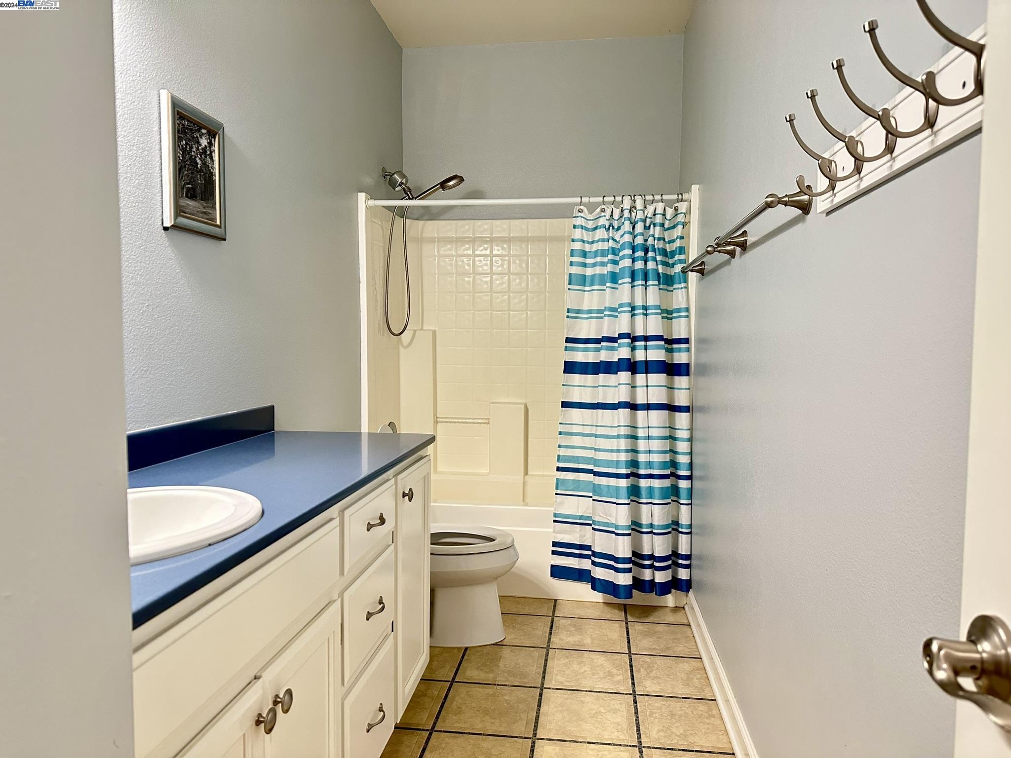 Detail Gallery Image 25 of 32 For 2524 Sherman Way, Pollock Pines,  CA 95726 - 4 Beds | 2/1 Baths