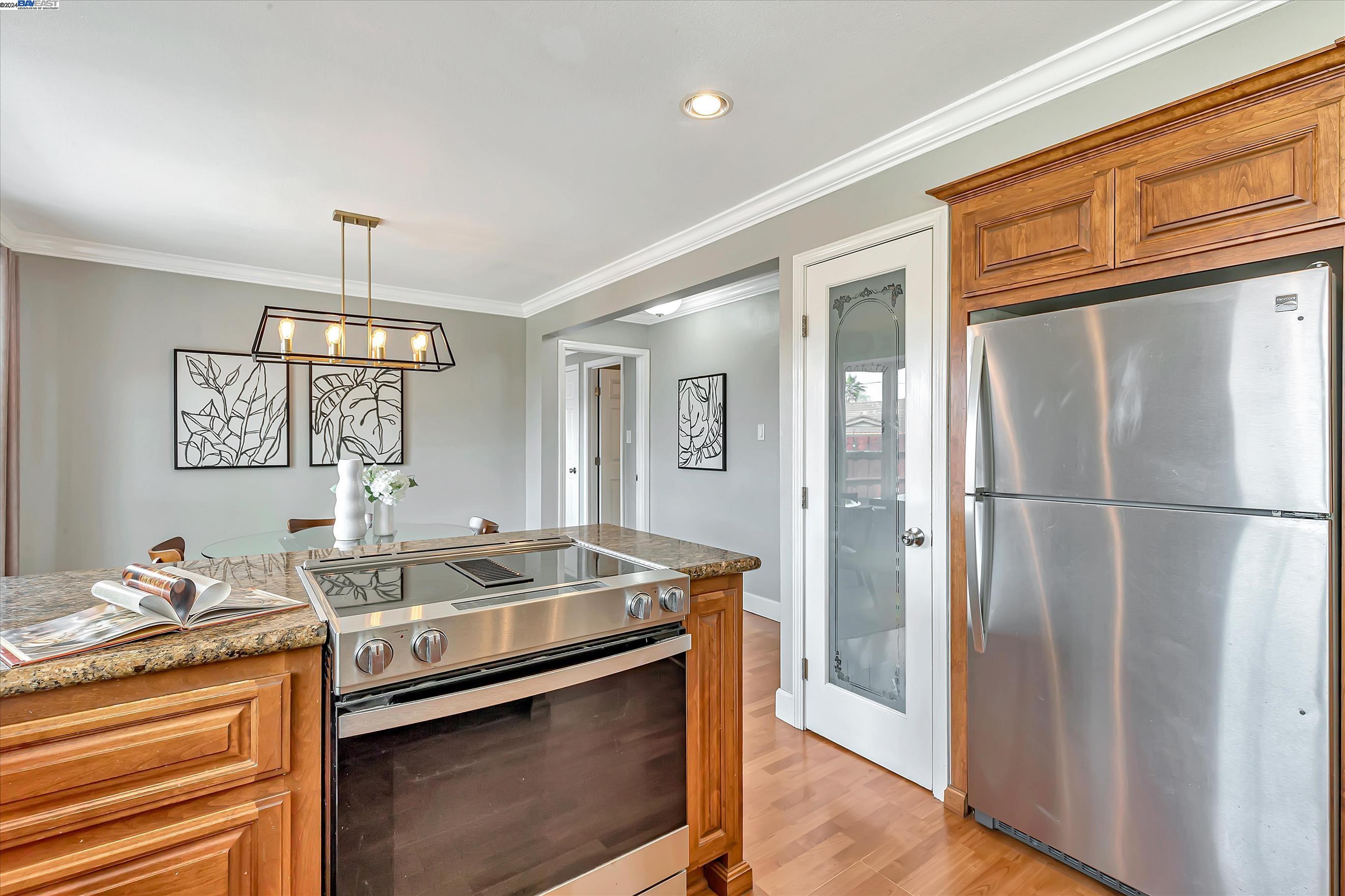 Detail Gallery Image 15 of 42 For 7621 Corrinne Place, San Ramon,  CA 94583 - 4 Beds | 2/1 Baths