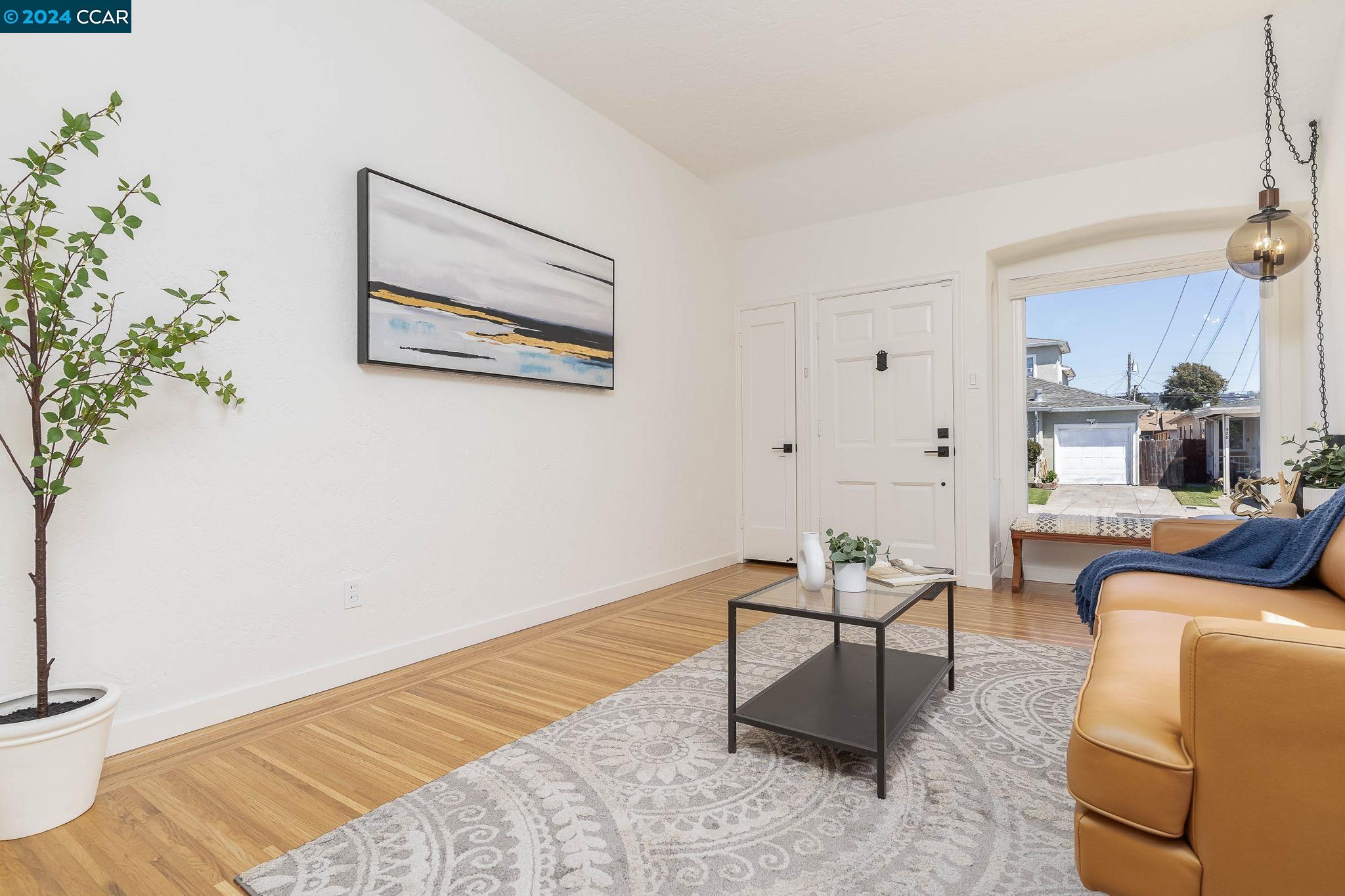 Detail Gallery Image 6 of 49 For 533 27th St, Richmond,  CA 94804 - 2 Beds | 1 Baths