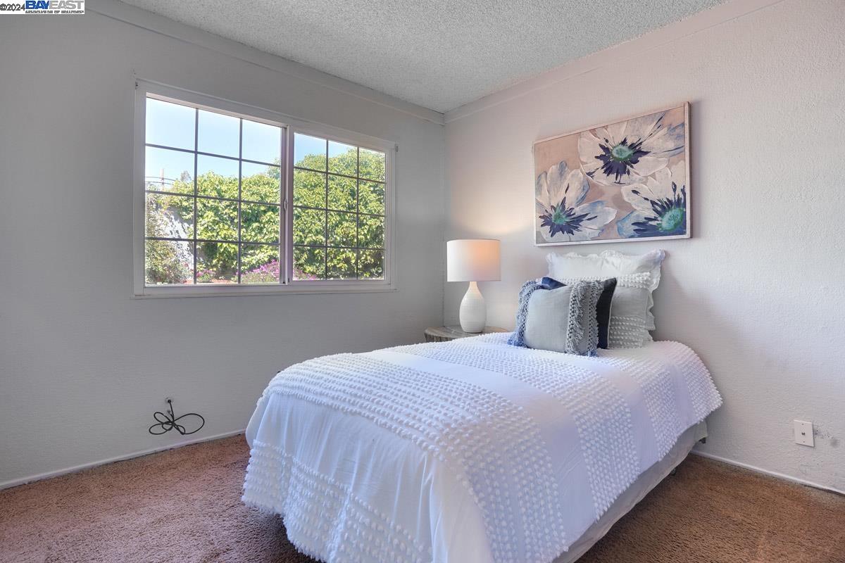 Detail Gallery Image 10 of 24 For 3617 Desanie Cir, Bay Point,  CA 94565 - 3 Beds | 2 Baths