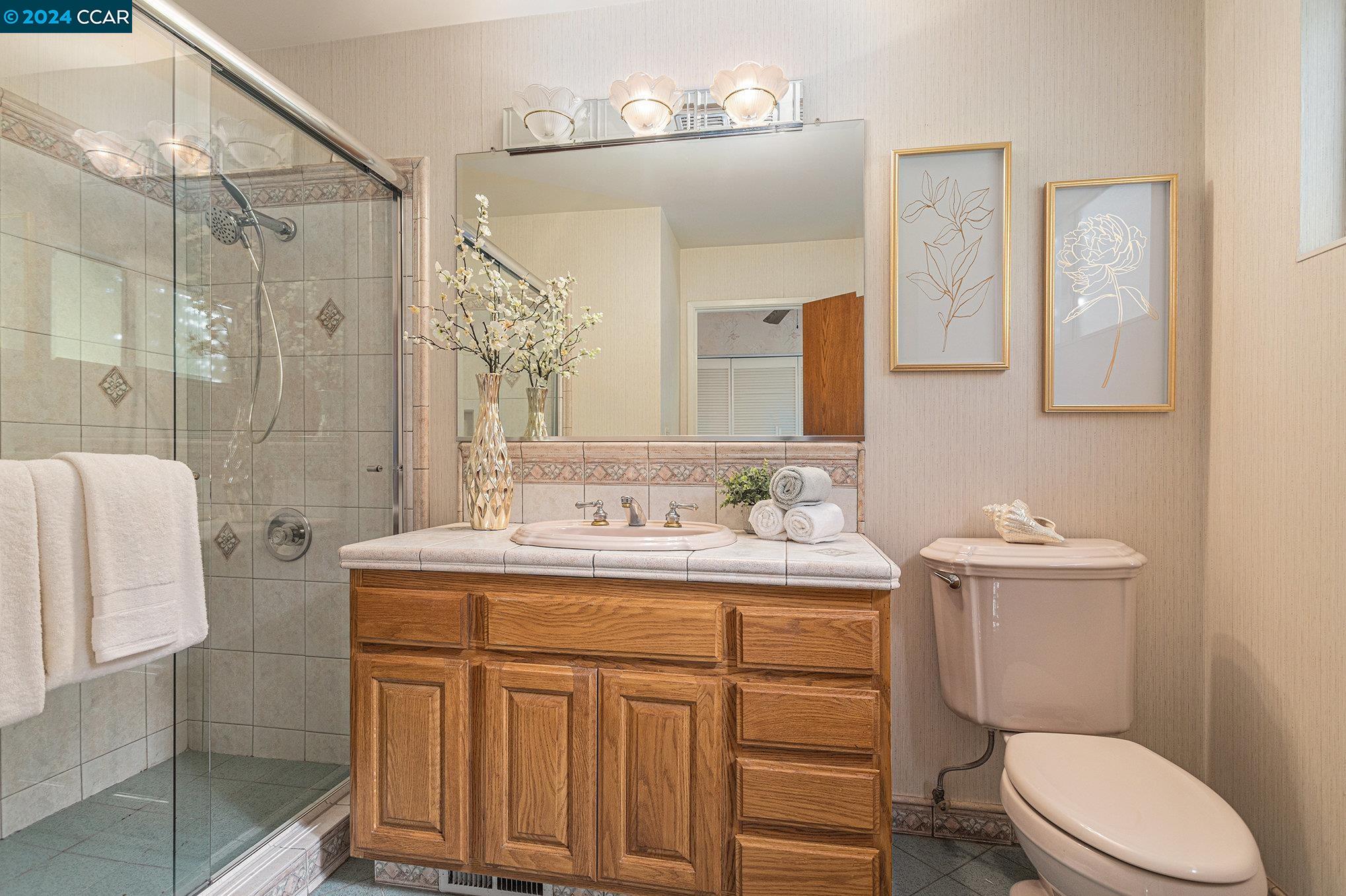 Detail Gallery Image 19 of 51 For 26233 Clover Rd, Hayward,  CA 94542 - 3 Beds | 2 Baths