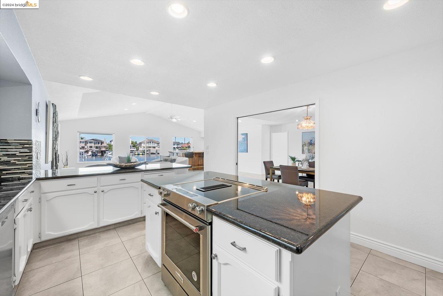 Detail Gallery Image 23 of 55 For 5631 Starboard Dr, Discovery Bay,  CA 94505 - 3 Beds | 2 Baths