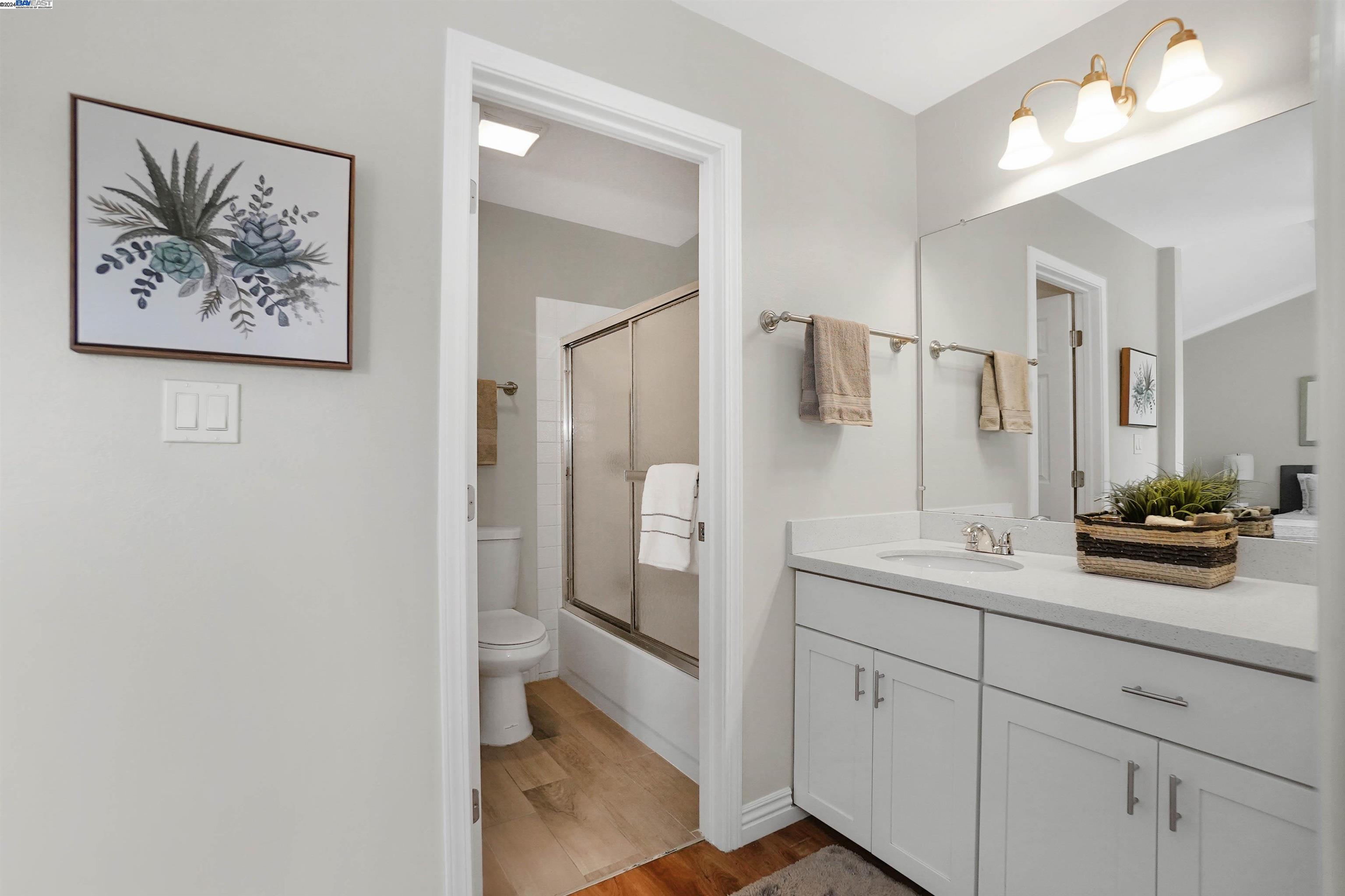 Detail Gallery Image 21 of 27 For 25121 Vista Greens Ct, Hayward,  CA 94541 - 3 Beds | 2/1 Baths