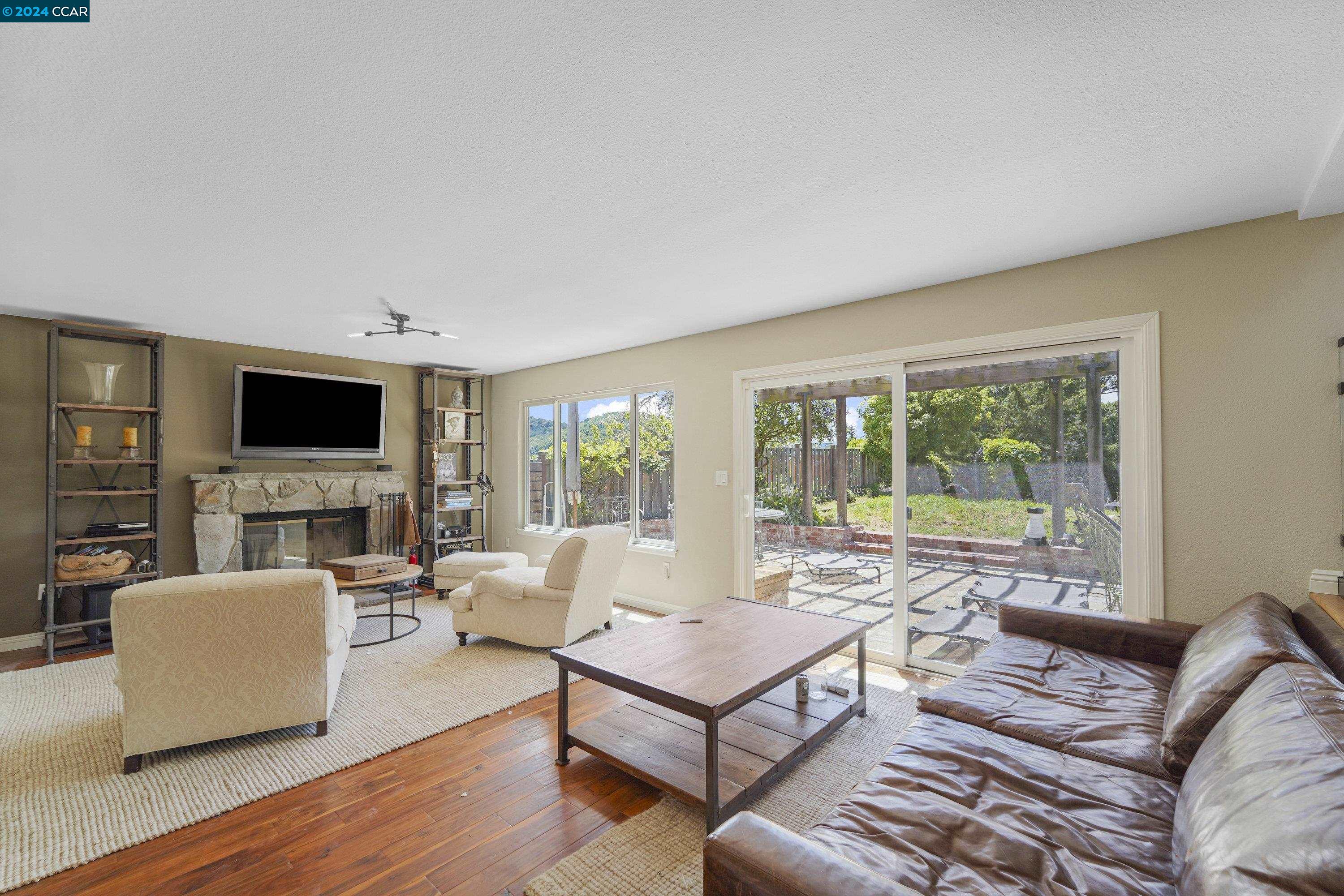 Detail Gallery Image 16 of 38 For 112 Coach Ct, Richmond,  CA 94803 - 4 Beds | 3 Baths