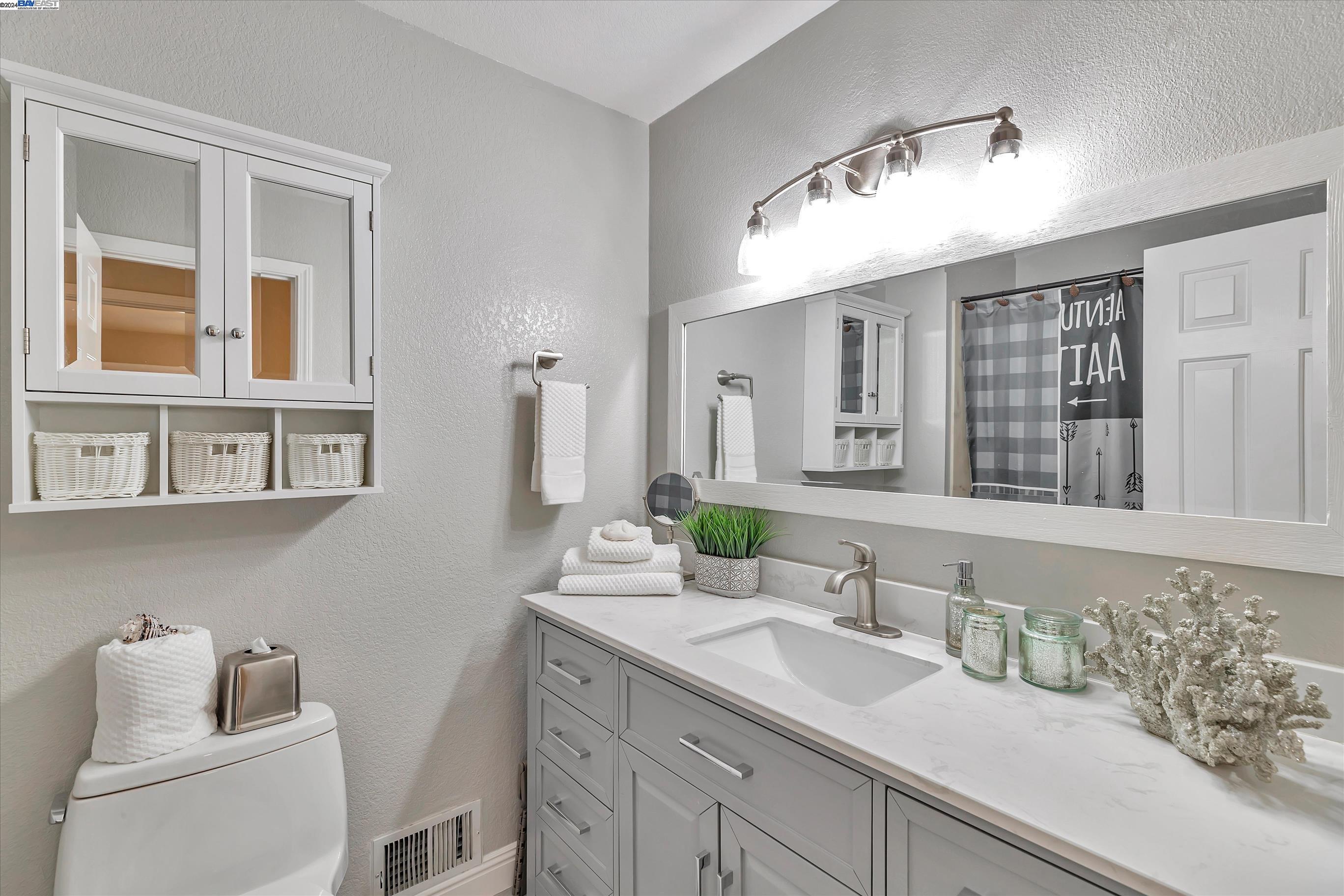 Detail Gallery Image 32 of 42 For 4683 Cope Ct, Pleasanton,  CA 94566 - 4 Beds | 2 Baths