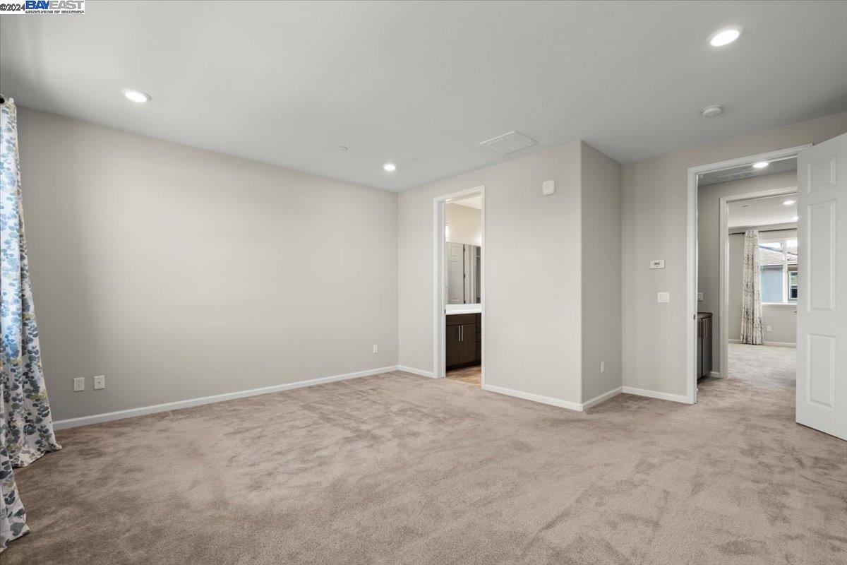 Detail Gallery Image 22 of 28 For 1132 California Cir, Milpitas,  CA 95035 - 3 Beds | 3/1 Baths