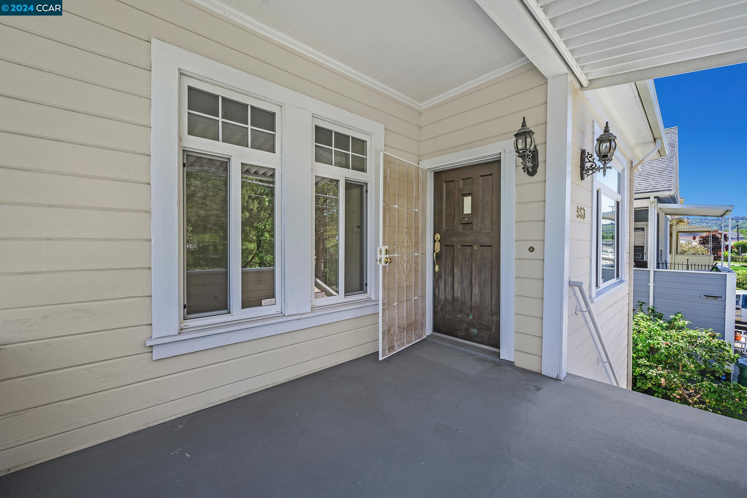 Detail Gallery Image 3 of 40 For 963 Pinole Valley Rd, Pinole,  CA 94564 - 2 Beds | 1/1 Baths