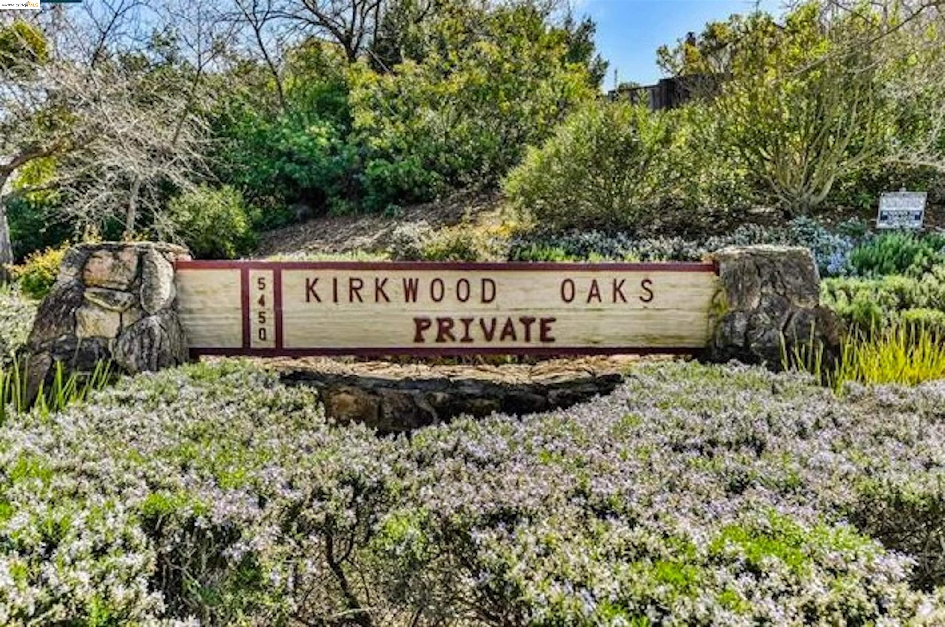 5450 Kirkwood Dr, #J1, Concord, CA 94521 Listing Photo  3