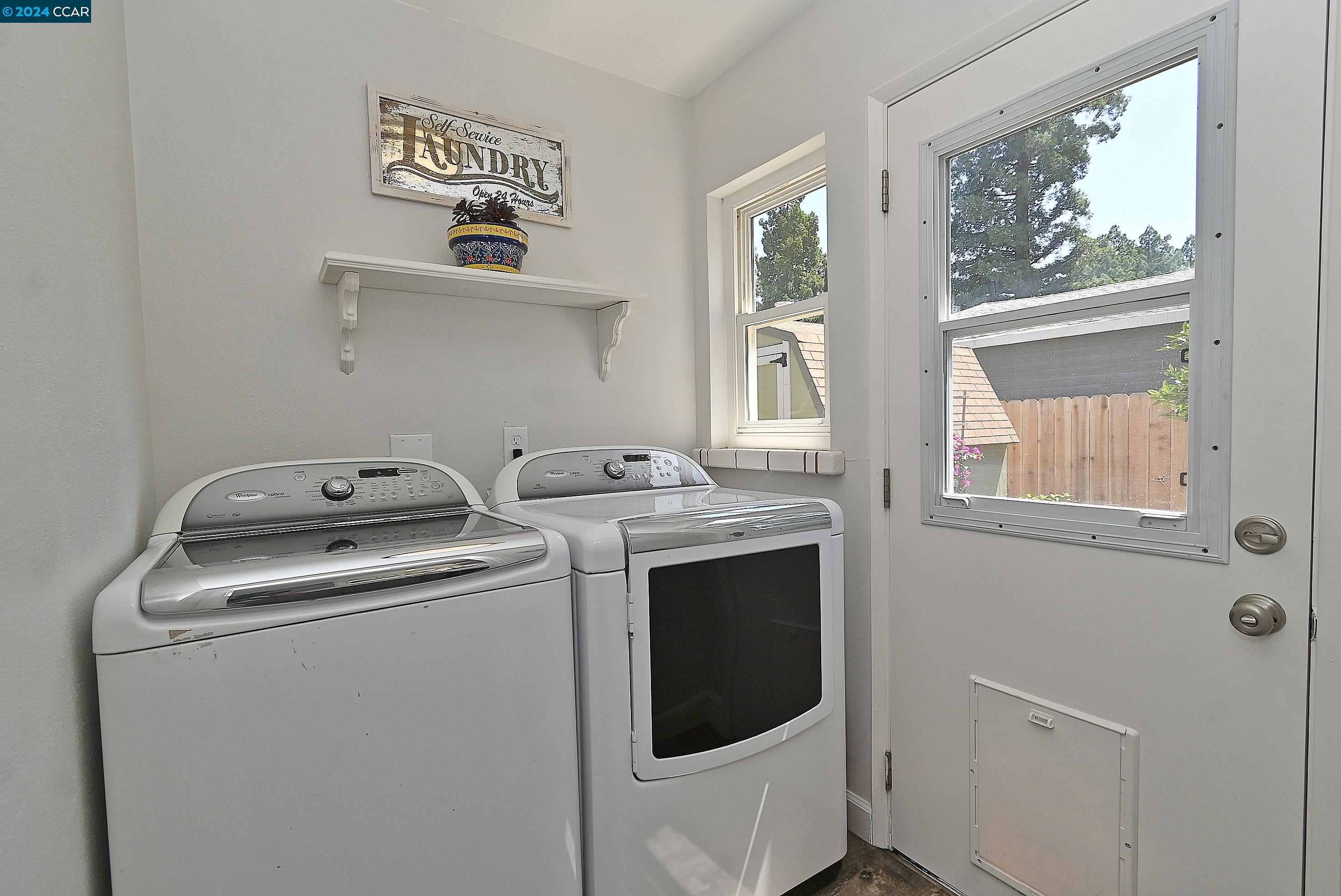 Detail Gallery Image 21 of 29 For 340 Gilger Ave, Martinez,  CA 94553 - 2 Beds | 1 Baths