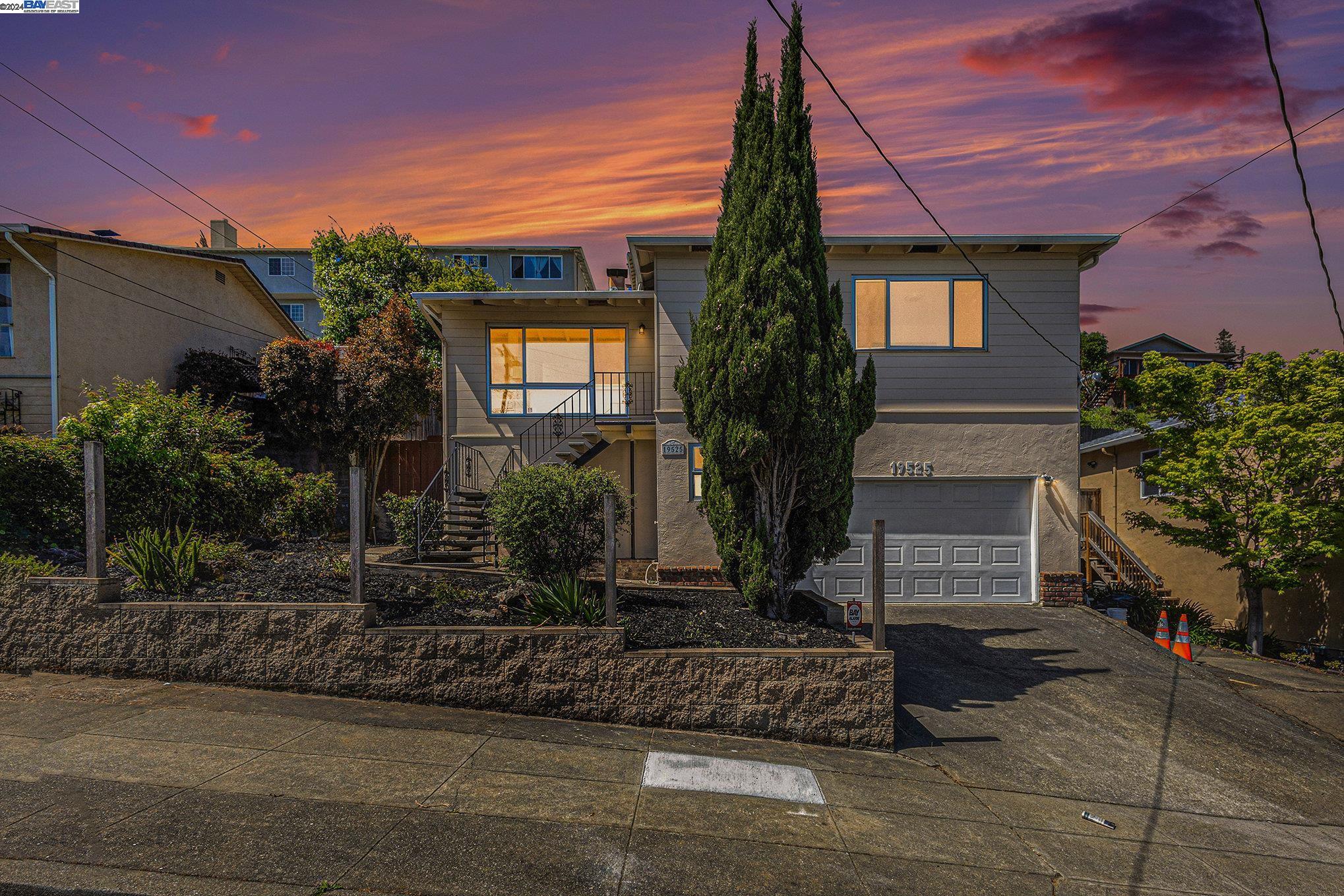 Detail Gallery Image 1 of 1 For 19525 Yuma St, Castro Valley,  CA 94546 - 3 Beds | 2/1 Baths