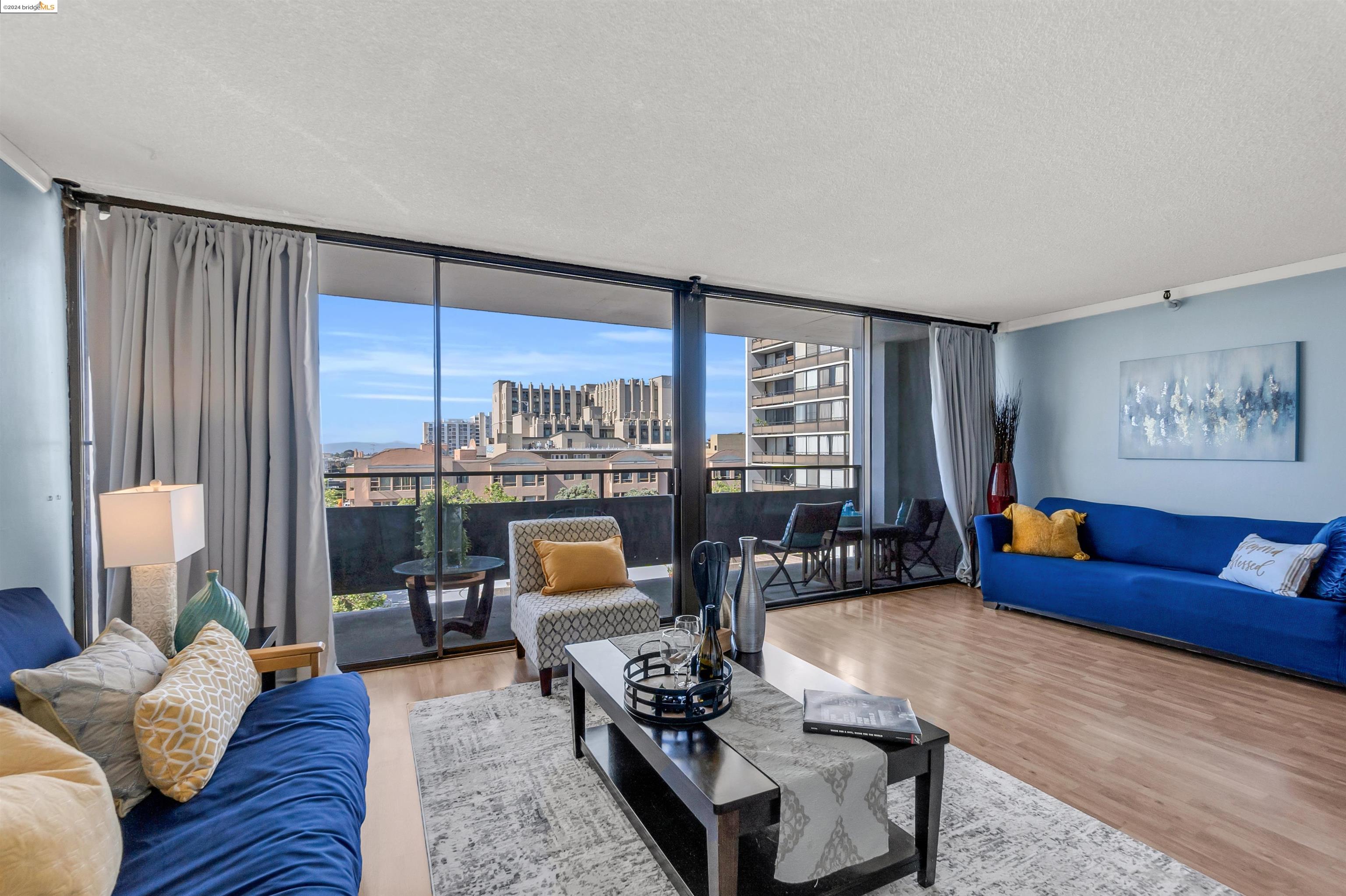 Photo #2: 41058365 Listing 