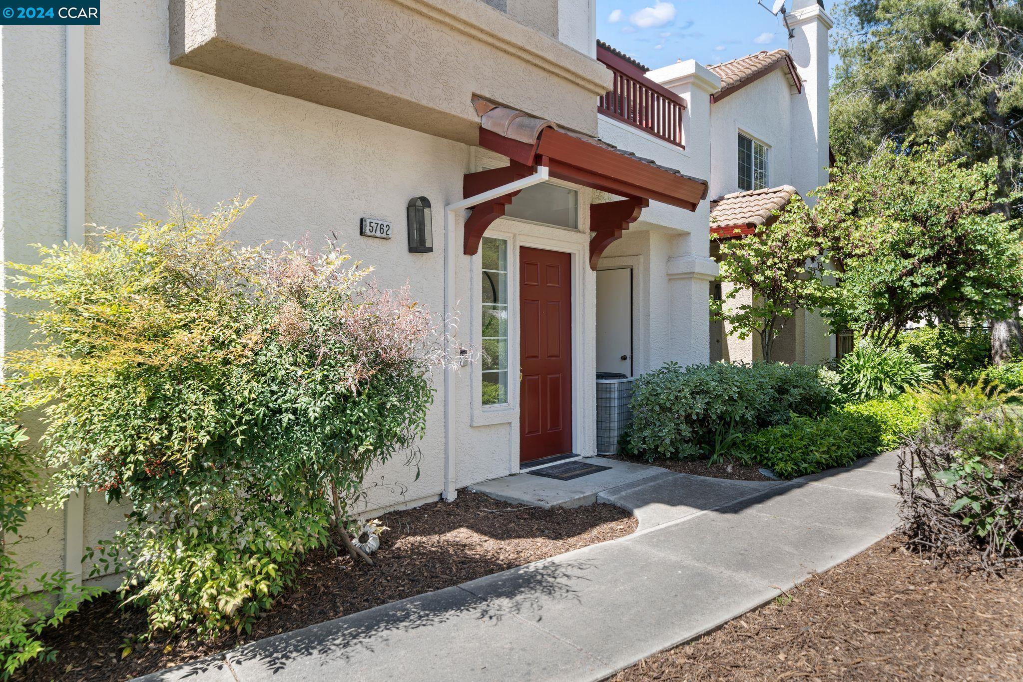 Detail Gallery Image 3 of 45 For 5762 Belleza Dr, Pleasanton,  CA 94588 - 2 Beds | 2 Baths