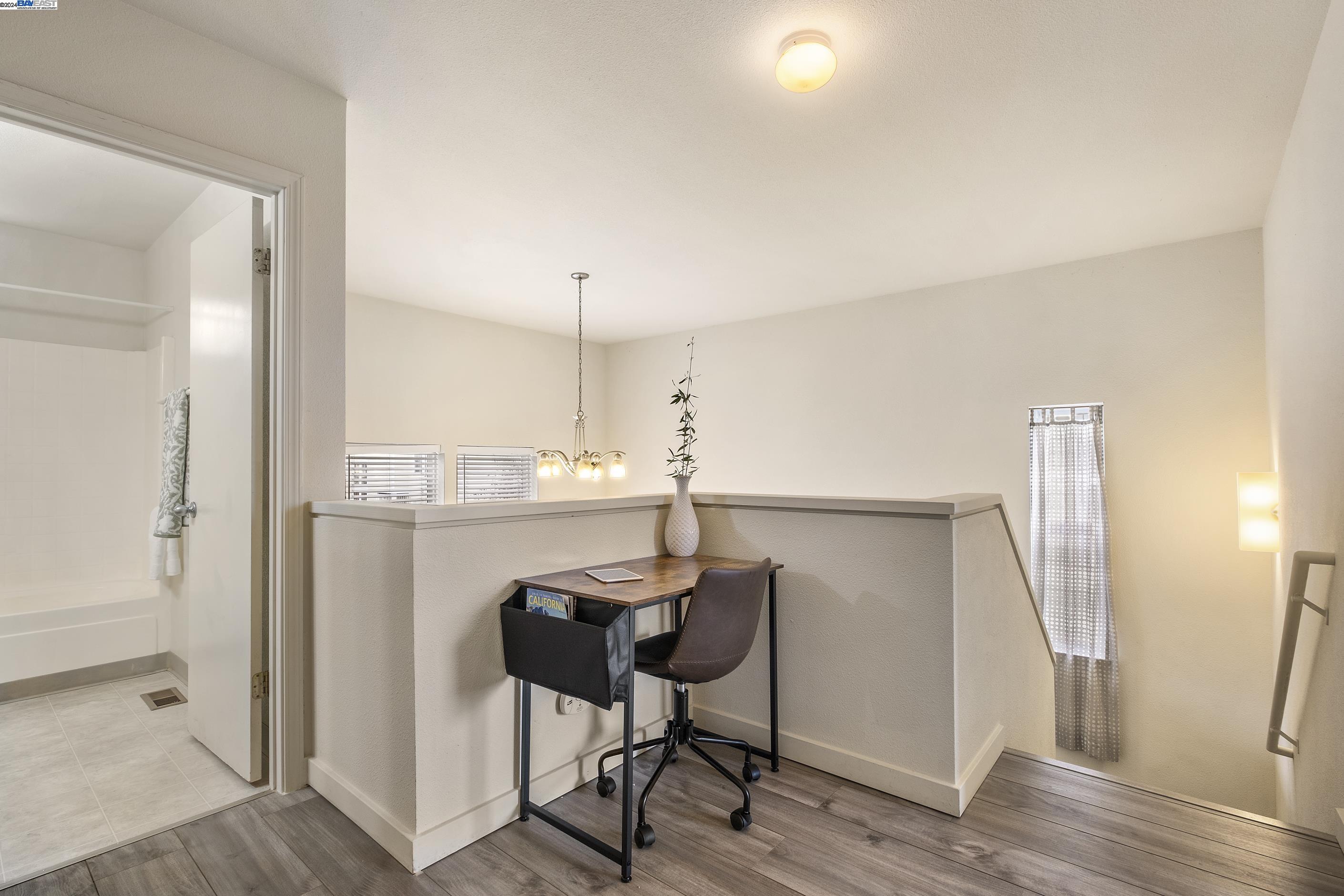 Detail Gallery Image 17 of 34 For 2453 Palmvilla Ct, Oakland,  CA 94605 - 3 Beds | 2 Baths