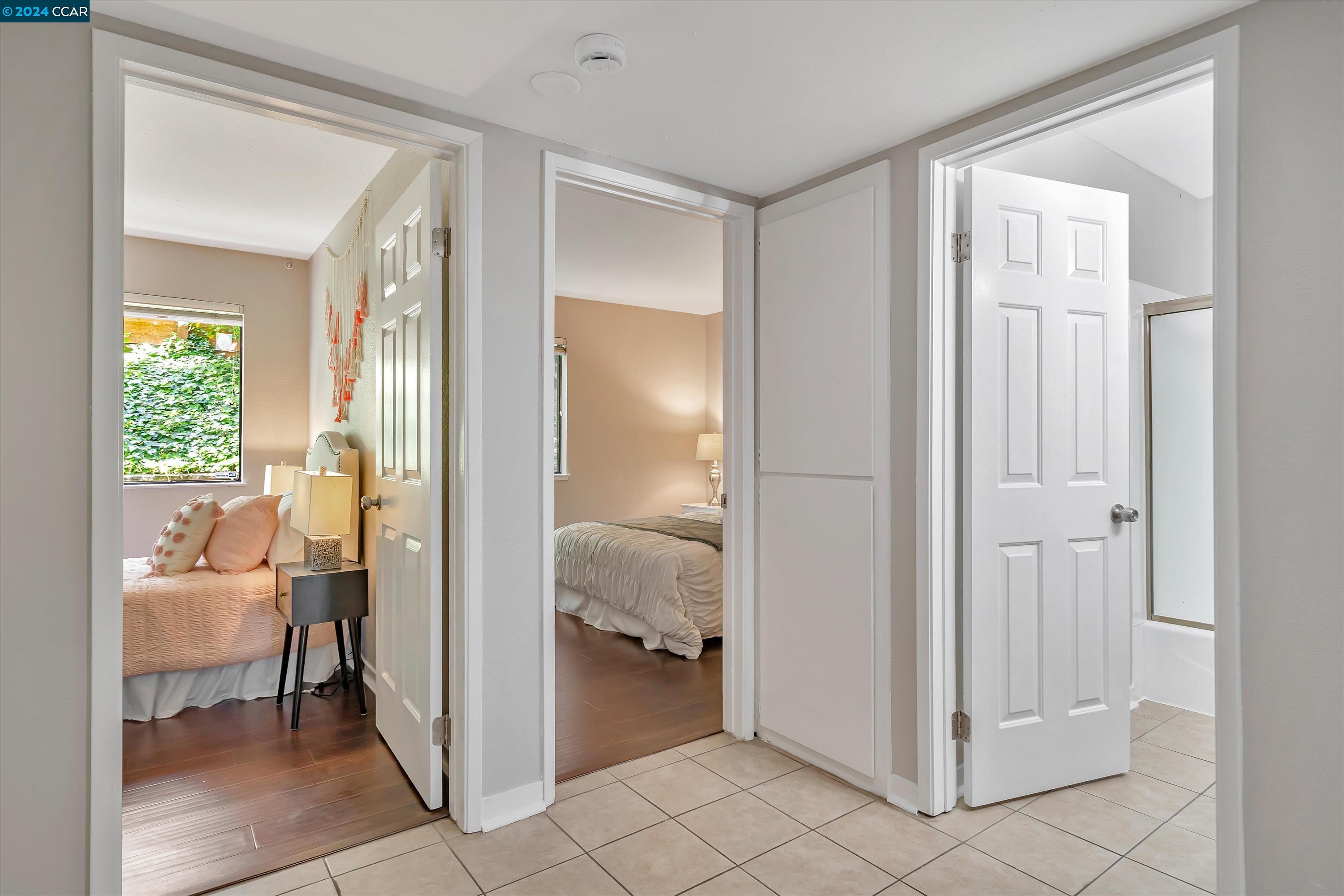 Detail Gallery Image 13 of 56 For 21117 Gary Dr #112,  Hayward,  CA 94546 - 3 Beds | 2 Baths