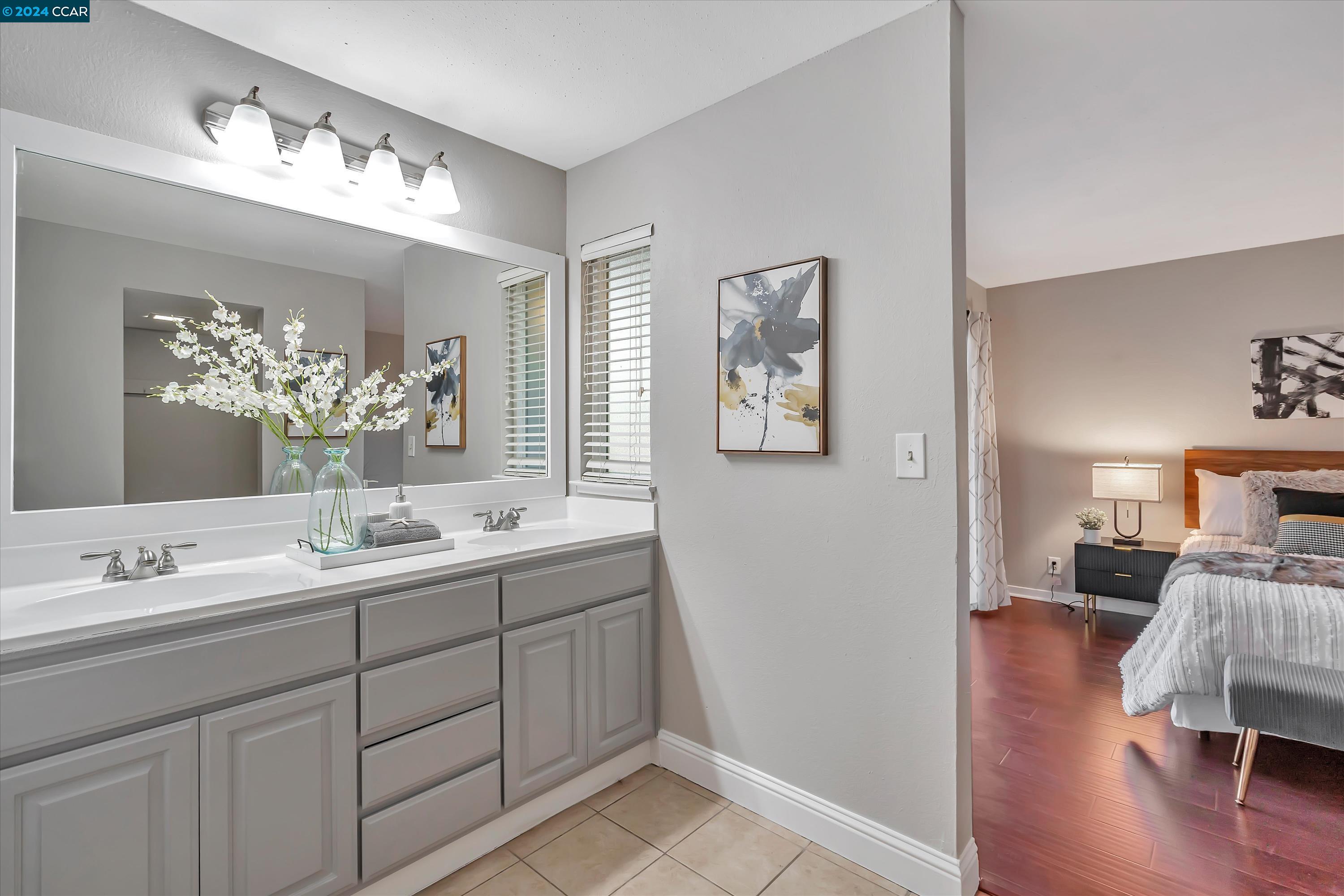Detail Gallery Image 17 of 56 For 21117 Gary Dr #112,  Hayward,  CA 94546 - 3 Beds | 2 Baths