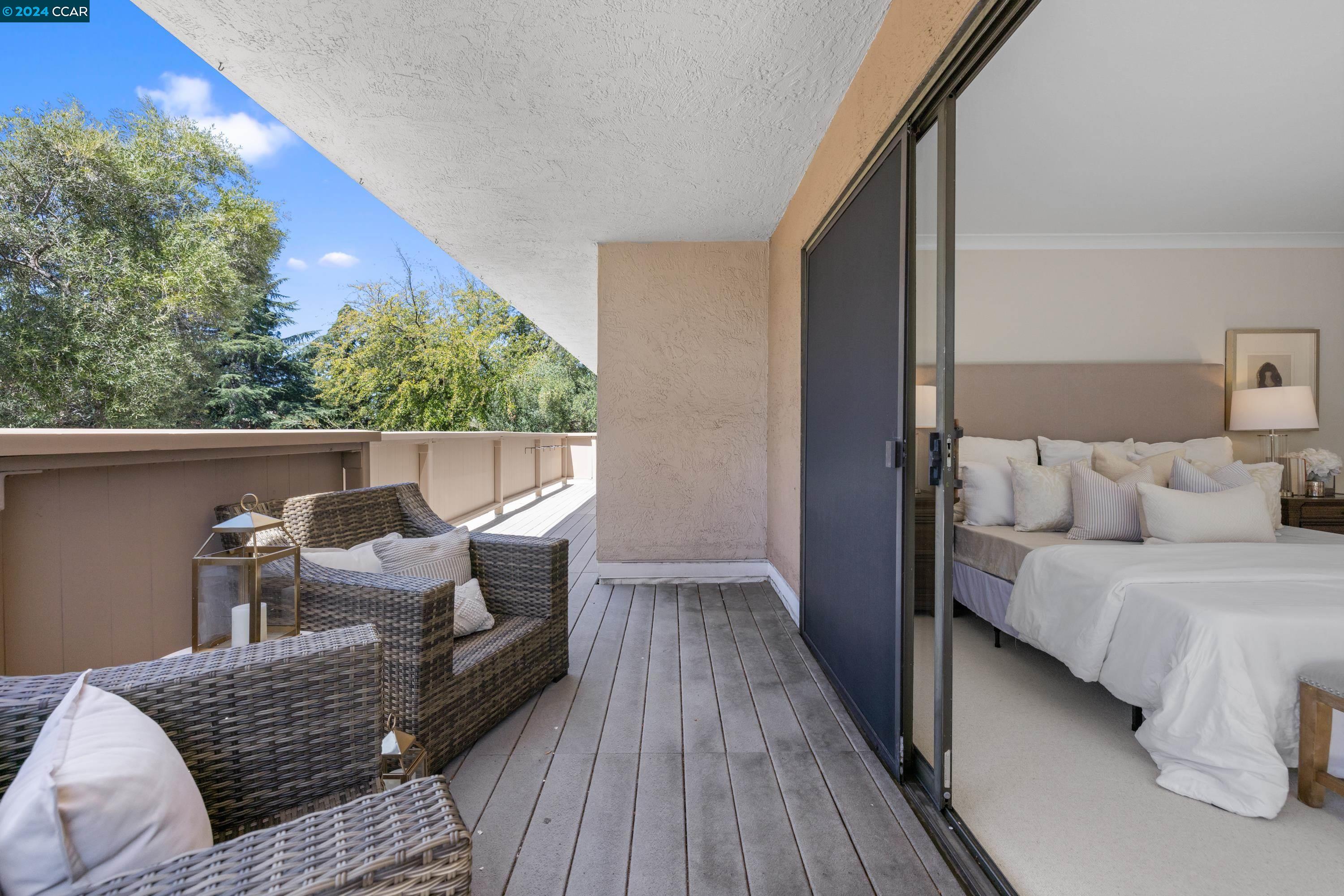 Detail Gallery Image 12 of 18 For 340 N Civic Dr #306,  Walnut Creek,  CA 94596 - 2 Beds | 2 Baths
