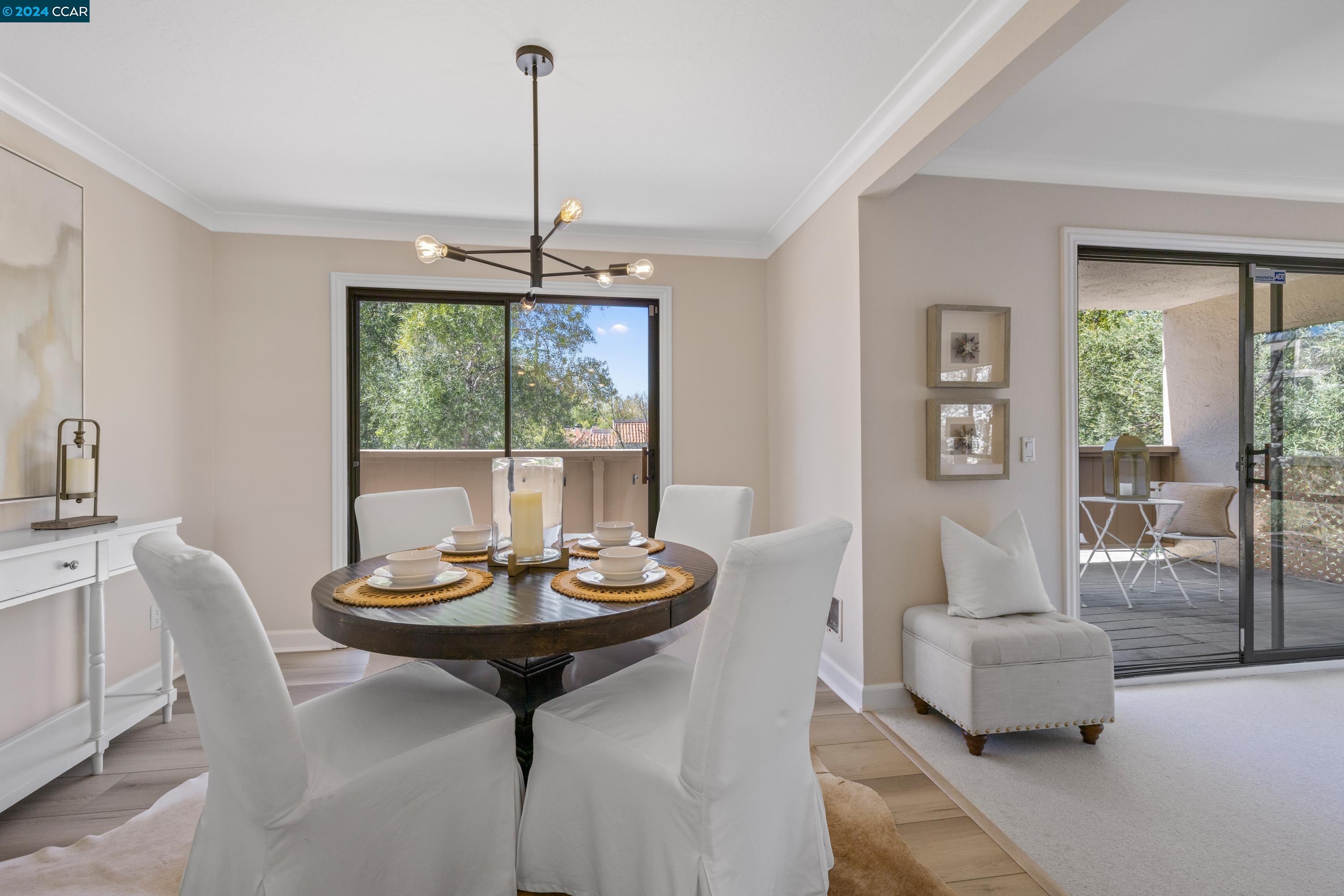 Detail Gallery Image 6 of 18 For 340 N Civic Dr #306,  Walnut Creek,  CA 94596 - 2 Beds | 2 Baths