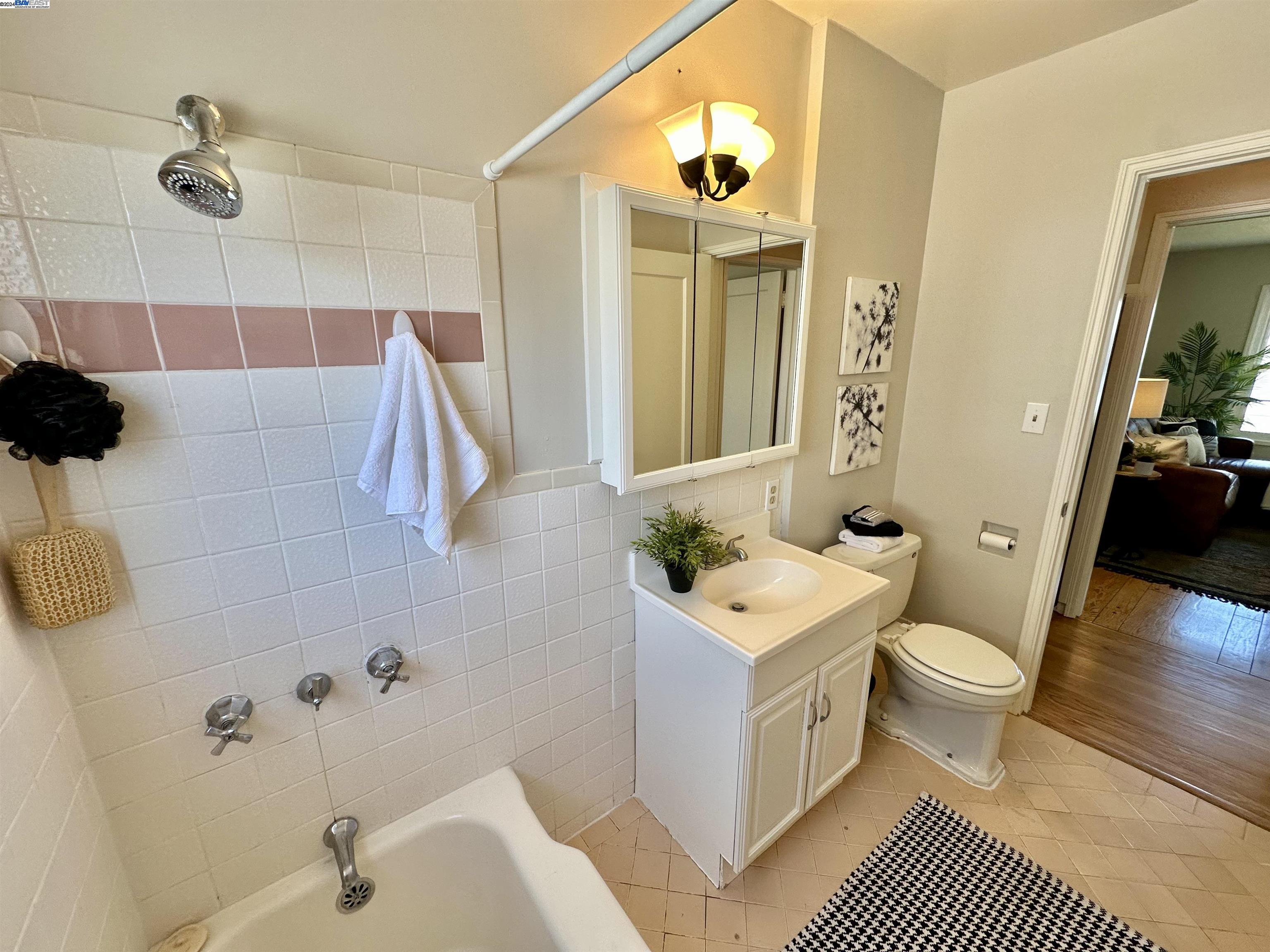 Detail Gallery Image 25 of 46 For 857 Lafayette Ave, San Leandro,  CA 94577 - 2 Beds | 1 Baths